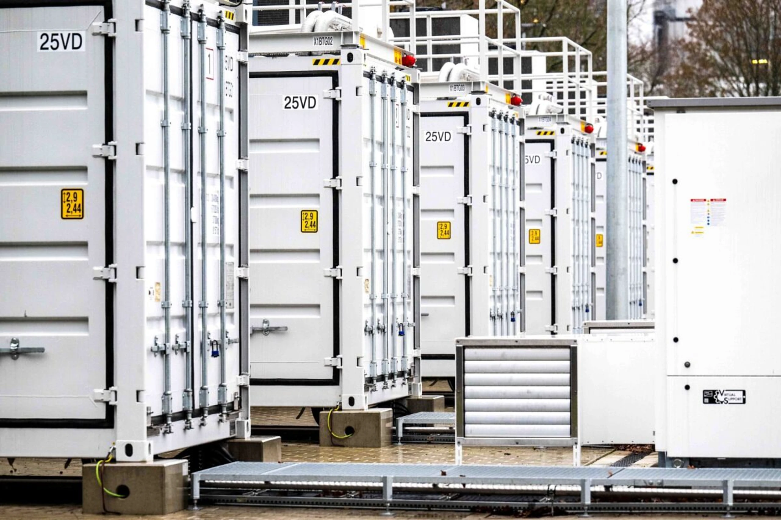 RWE baut Großbatteriespeicher im Tagebau Hambach
