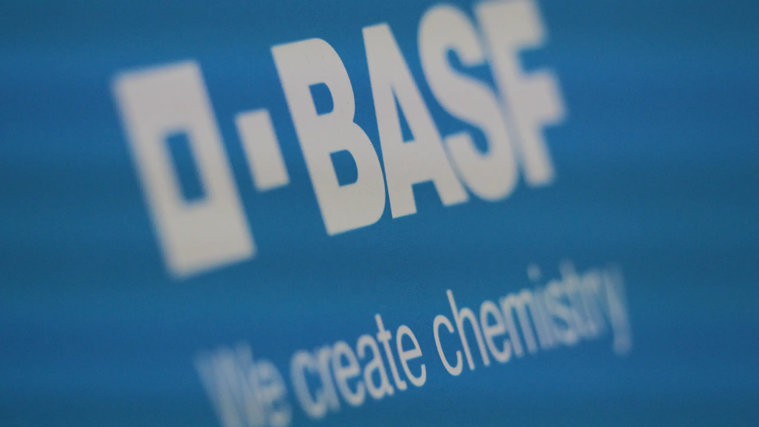 © APA/APA/AFP/DANIEL ROLAND/- Rückkauf eigener Aktion will BASF bis Ende April 2027 abschließen