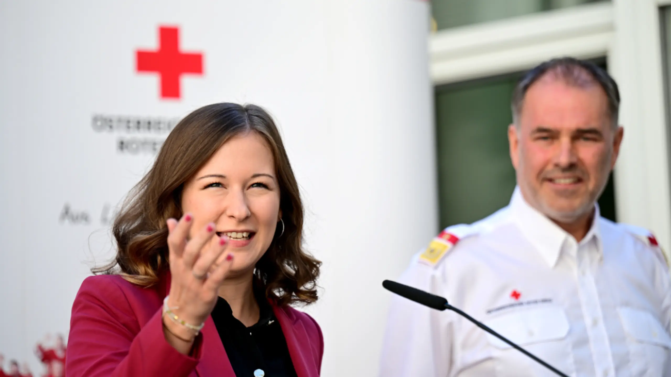 © APA/APA/THEMENBILD/ROLAND SCHLAGER Bauer für Zivildienst-Verlängerung