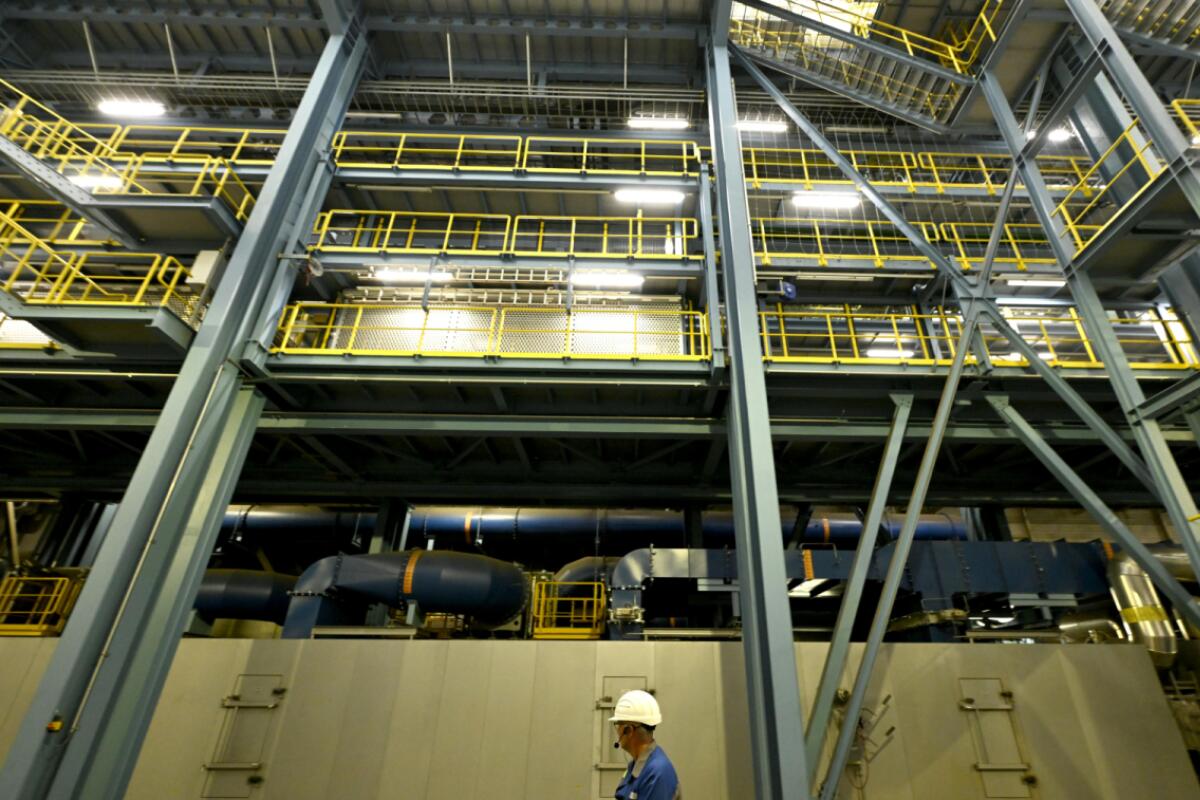 Industrie wieder etwas optimistischer