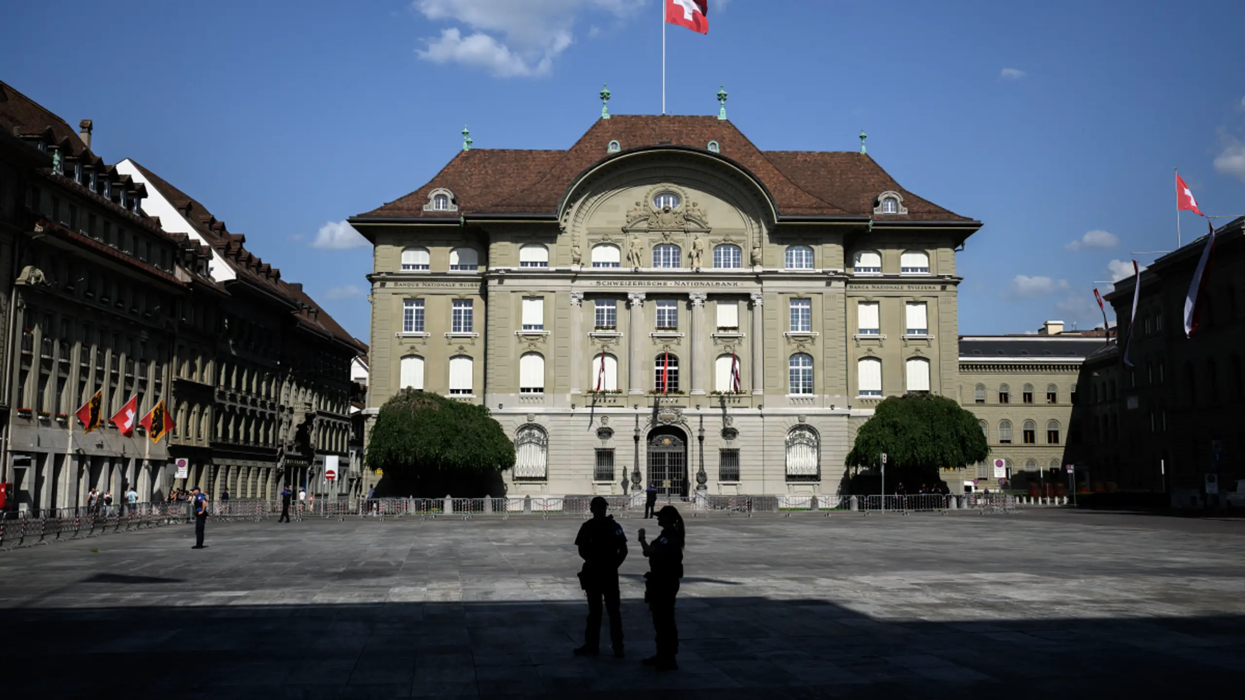 © APA/APA/AFP/FABRICE COFFRINI Juli-Barometer fiel deutlich über den Erwartungen aus