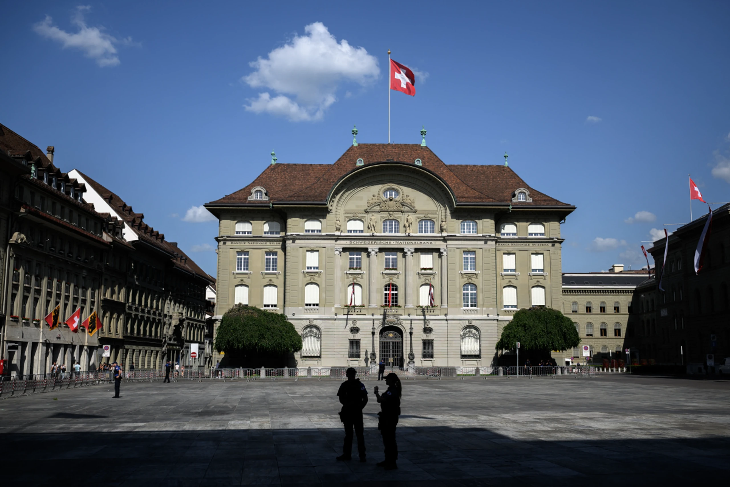 Juli-Barometer fiel deutlich über den Erwartungen aus