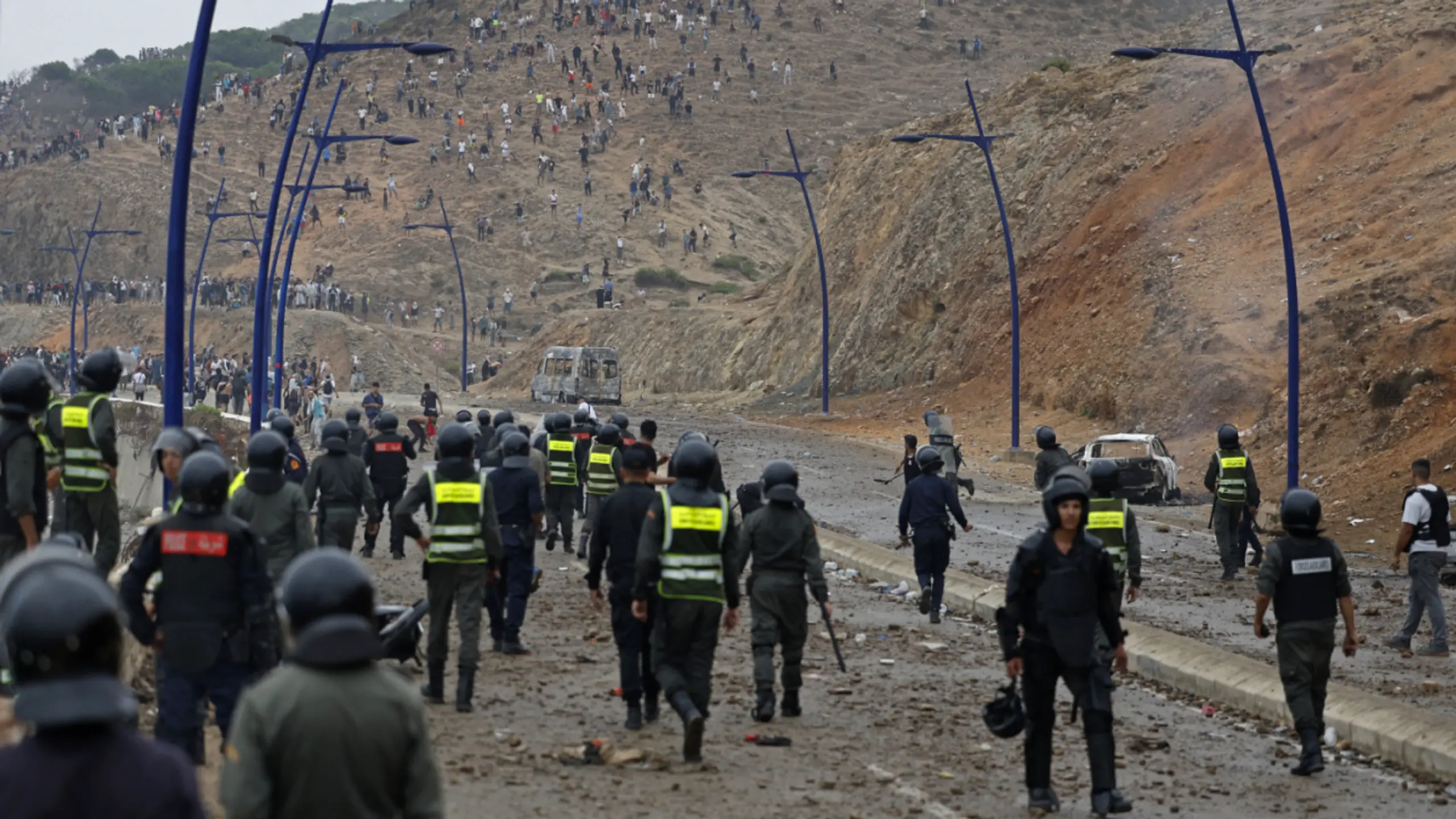 © APA/AFP/ABDEL MAJID BZIOUAT 60.000 Menschen drangen aus Marokko kommend in der Exklave Ceuta ein