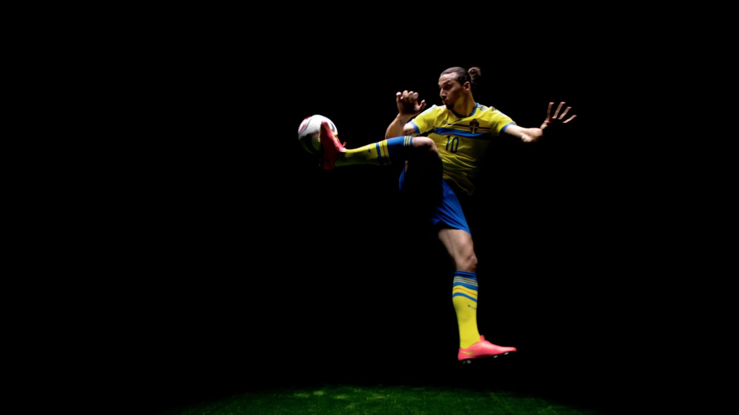Ibrahimovic - Från Rosengård med mer än ett mål