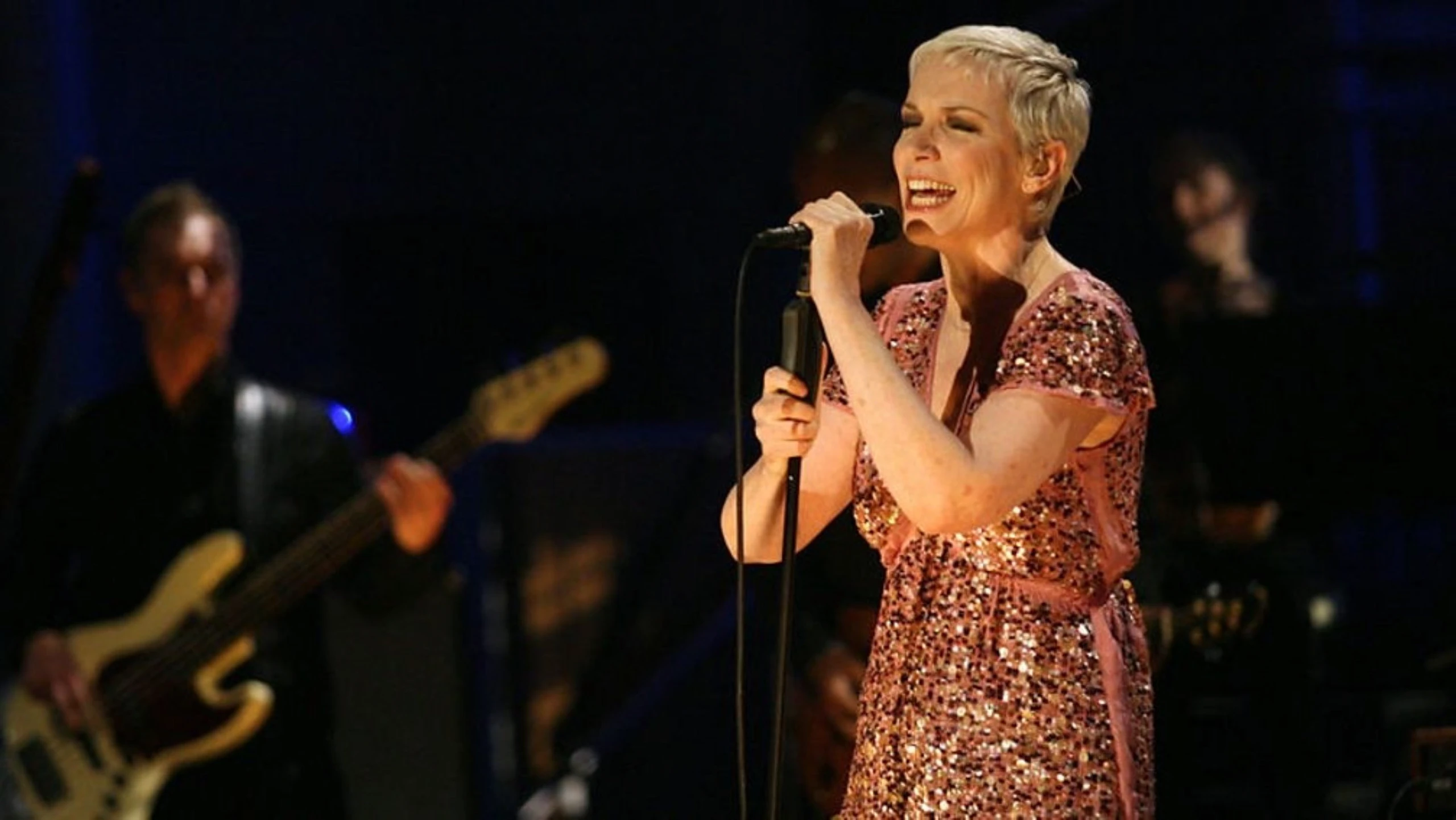 Annie Lennox - Nostalgia Live in Concert