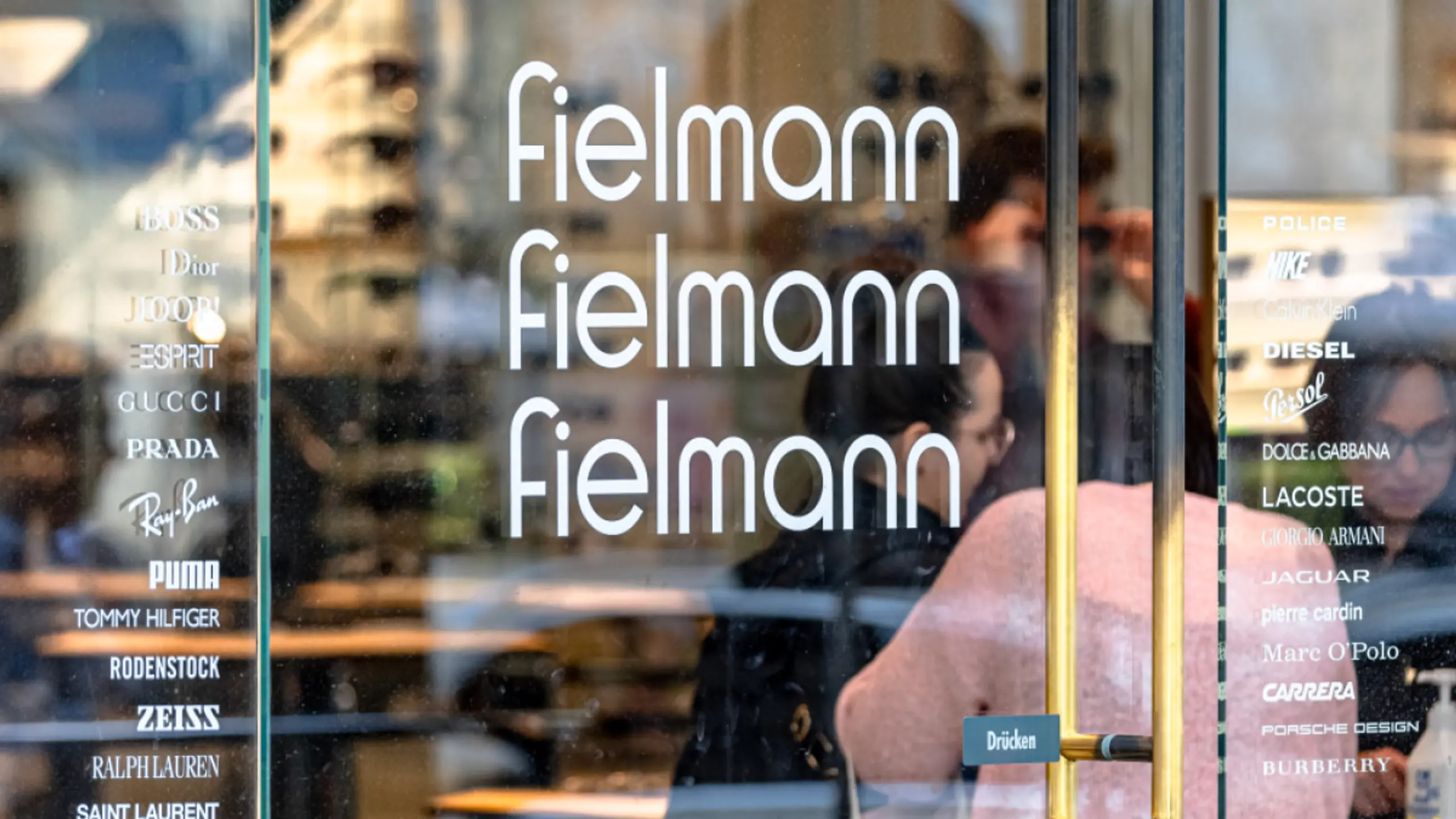 Fielmann verkauft in rund 200 Filialen Smartglasses
