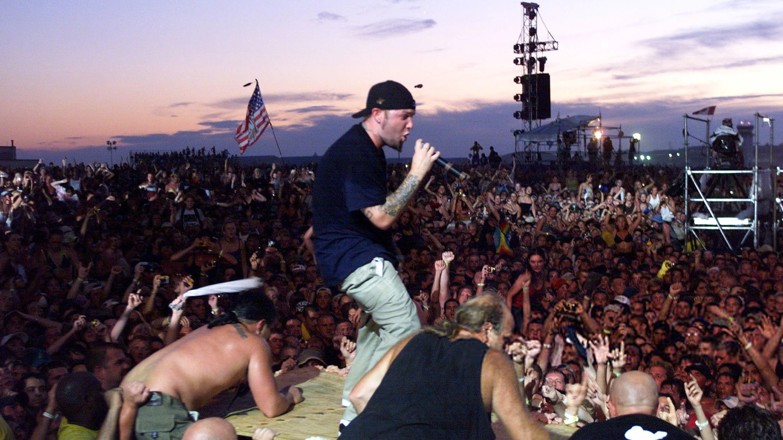 Limp Bizkit - Live at Woodstock '99
