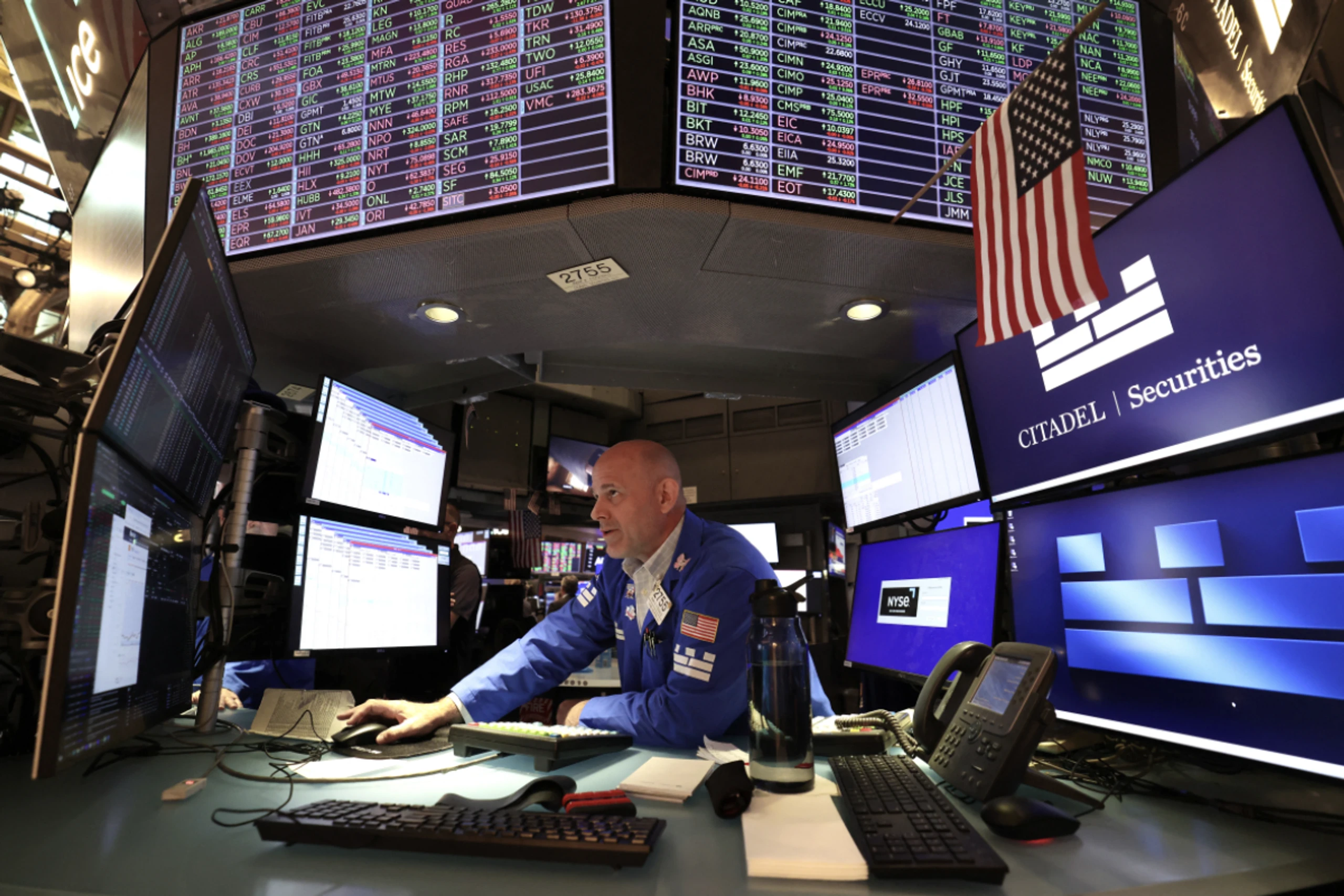 Dow vor nächstem Rekord - AMD und SpaceX unter Druck