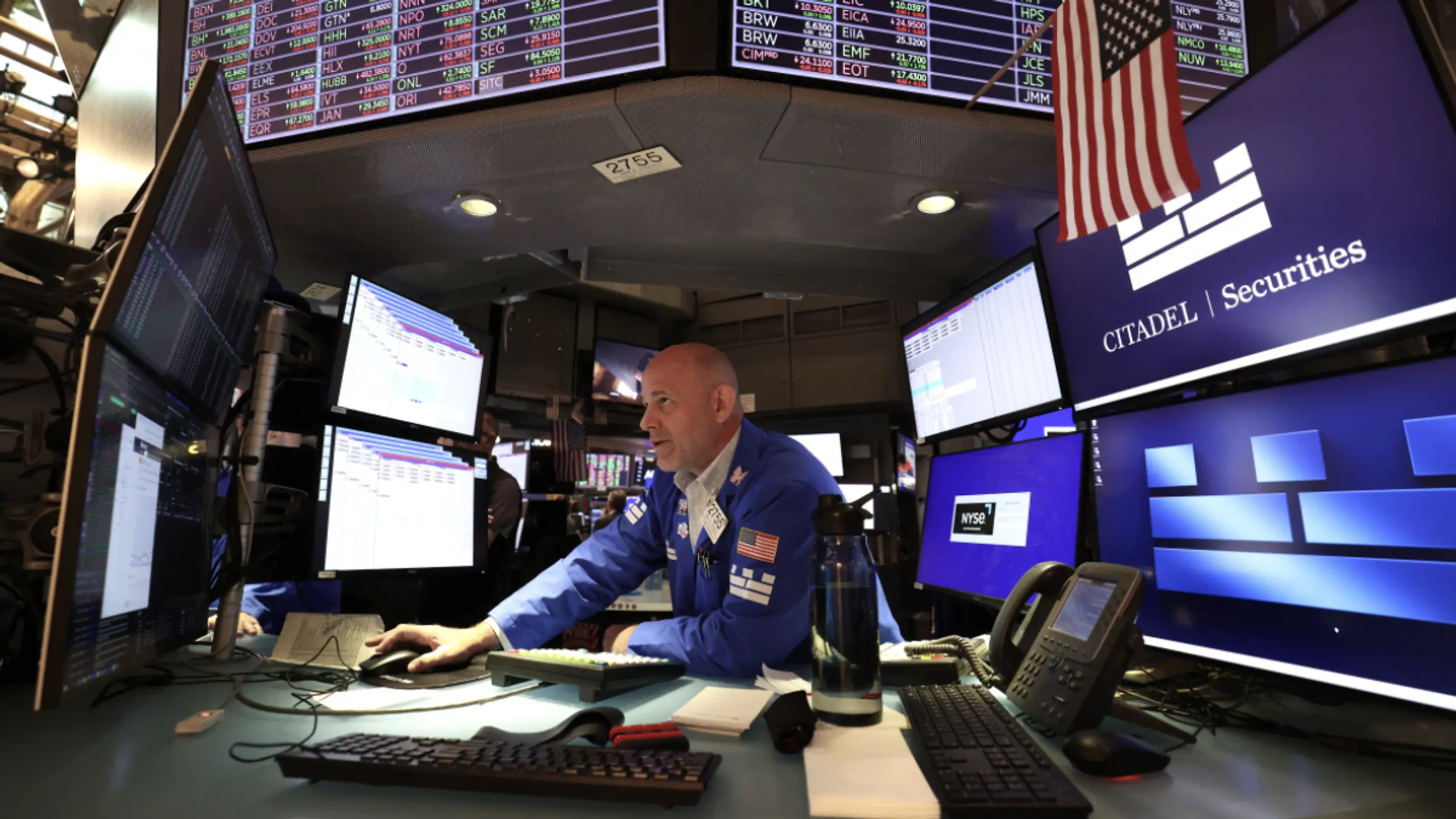 © APA/APA/AFP/TIMOTHY A. CLARY Dow vor nächstem Rekord - AMD und SpaceX unter Druck