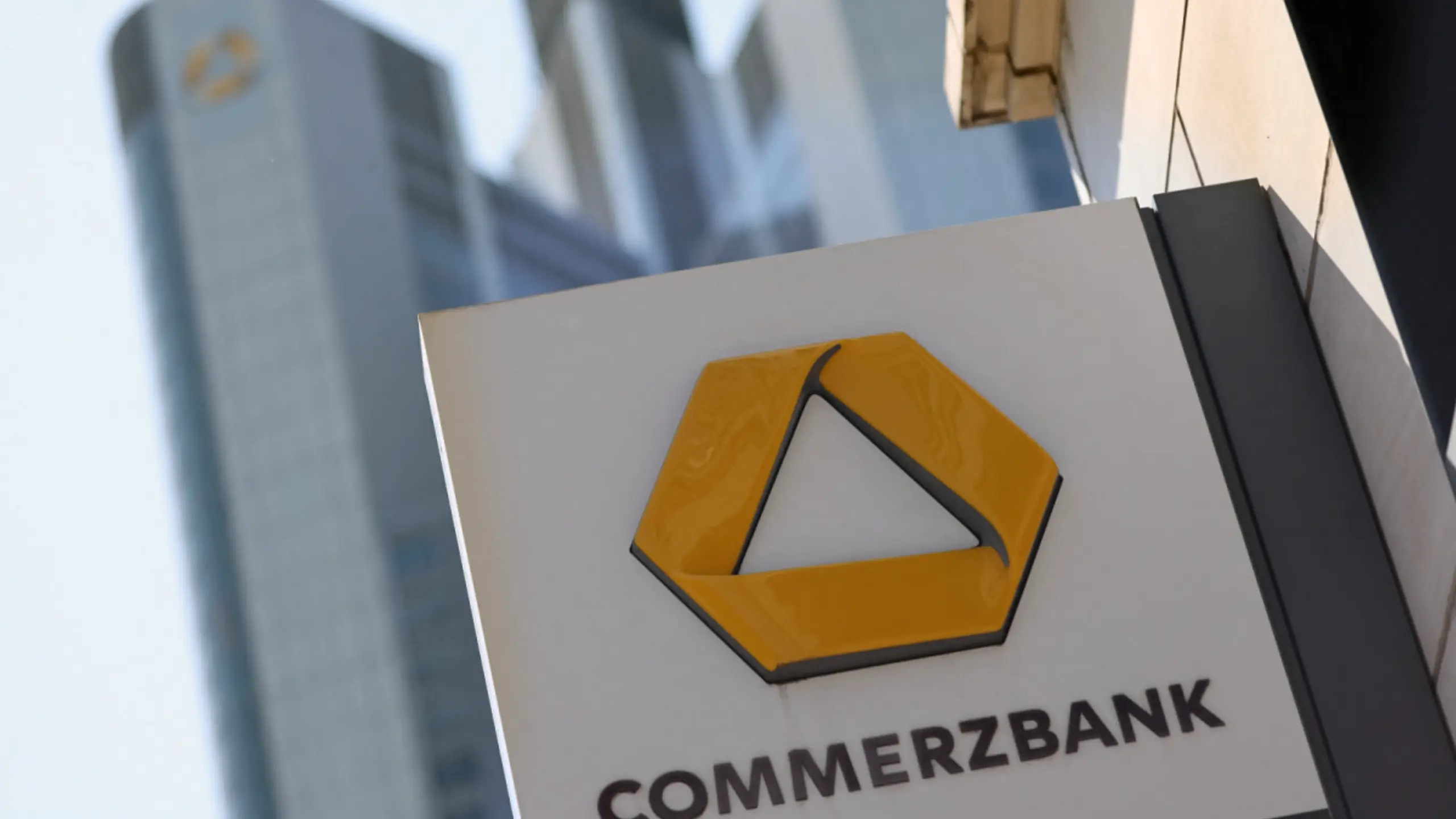 © APA/APA/AFP/DANIEL ROLAND Nettoergebnis stieg um rund 40 Prozent auf 1,81 Mrd. Euro