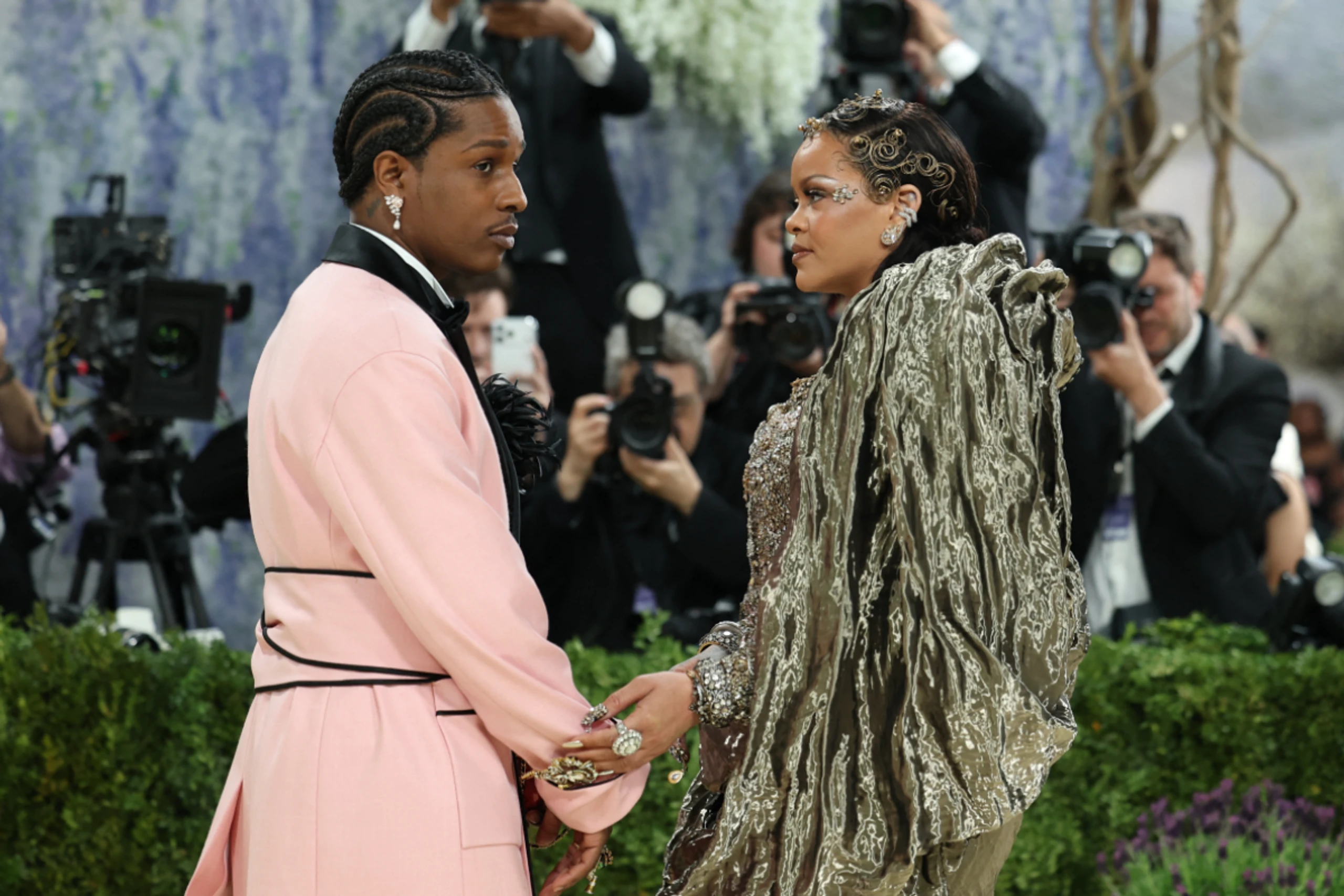 Rihanna und Asap Rocky brauchen als Eltern Unterstützung