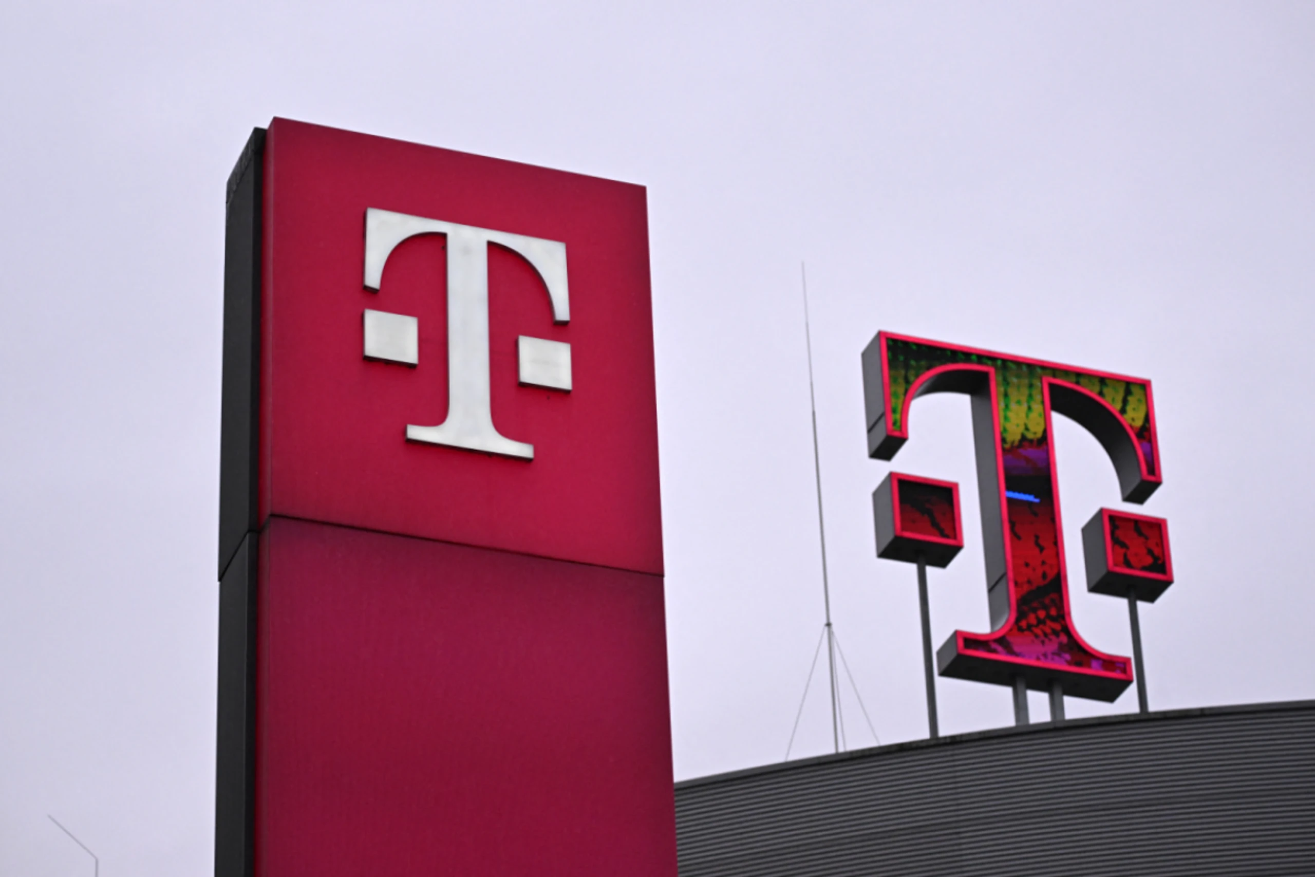 Deutsche Telekom verdient operativ mehr