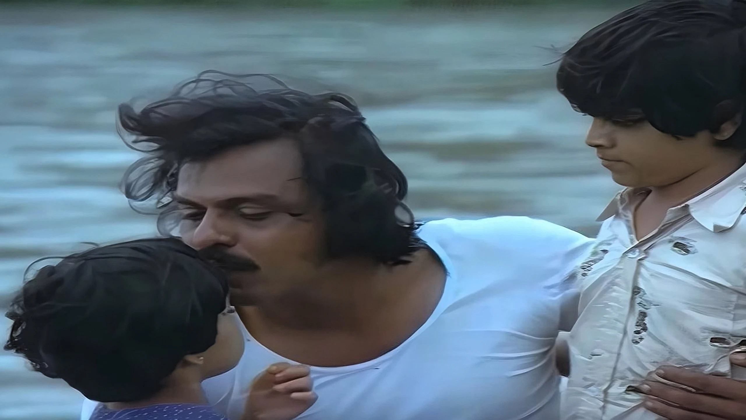 Udhiri Pookkal