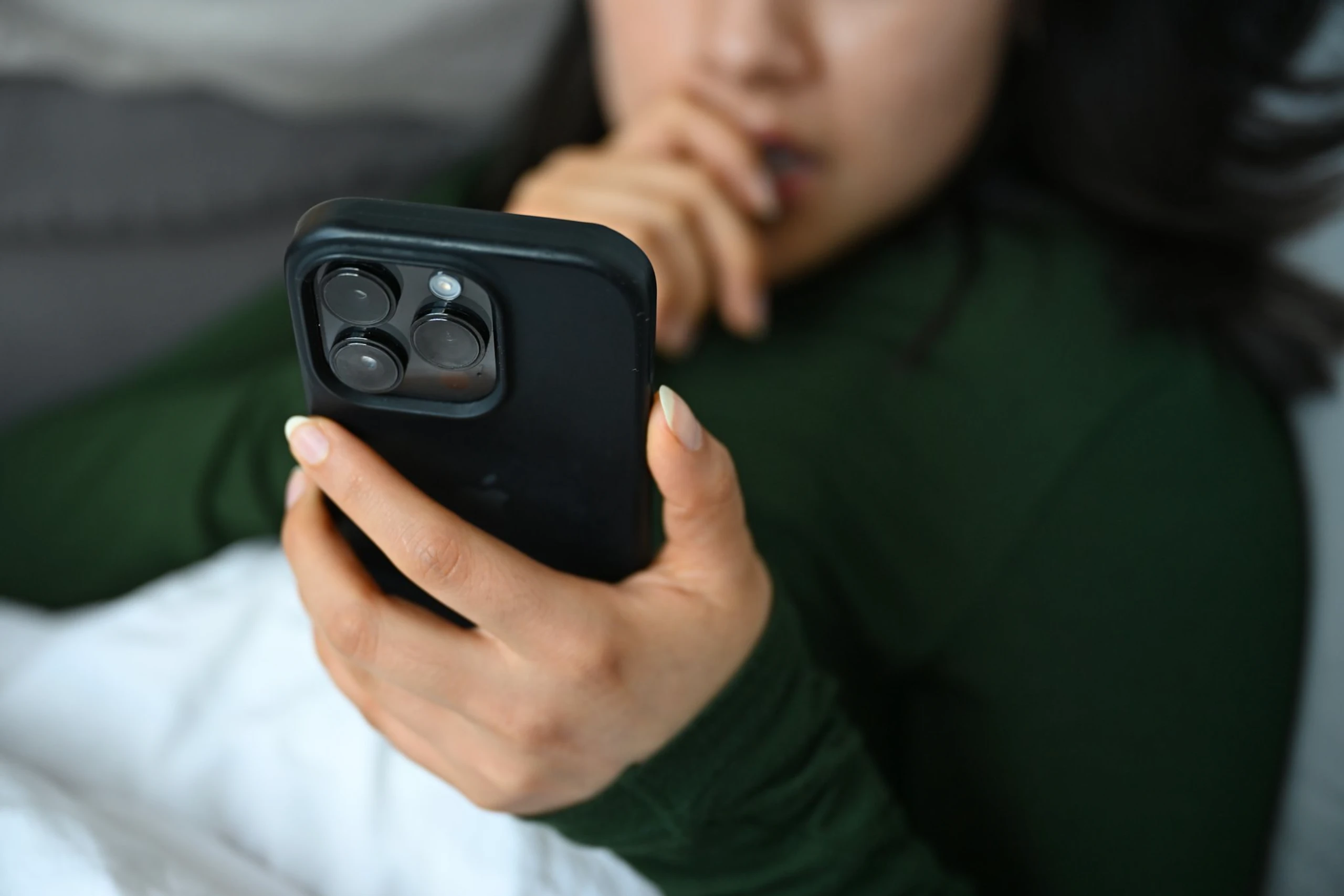 Umfrage: Mehrheit für Social-Media-Verbot