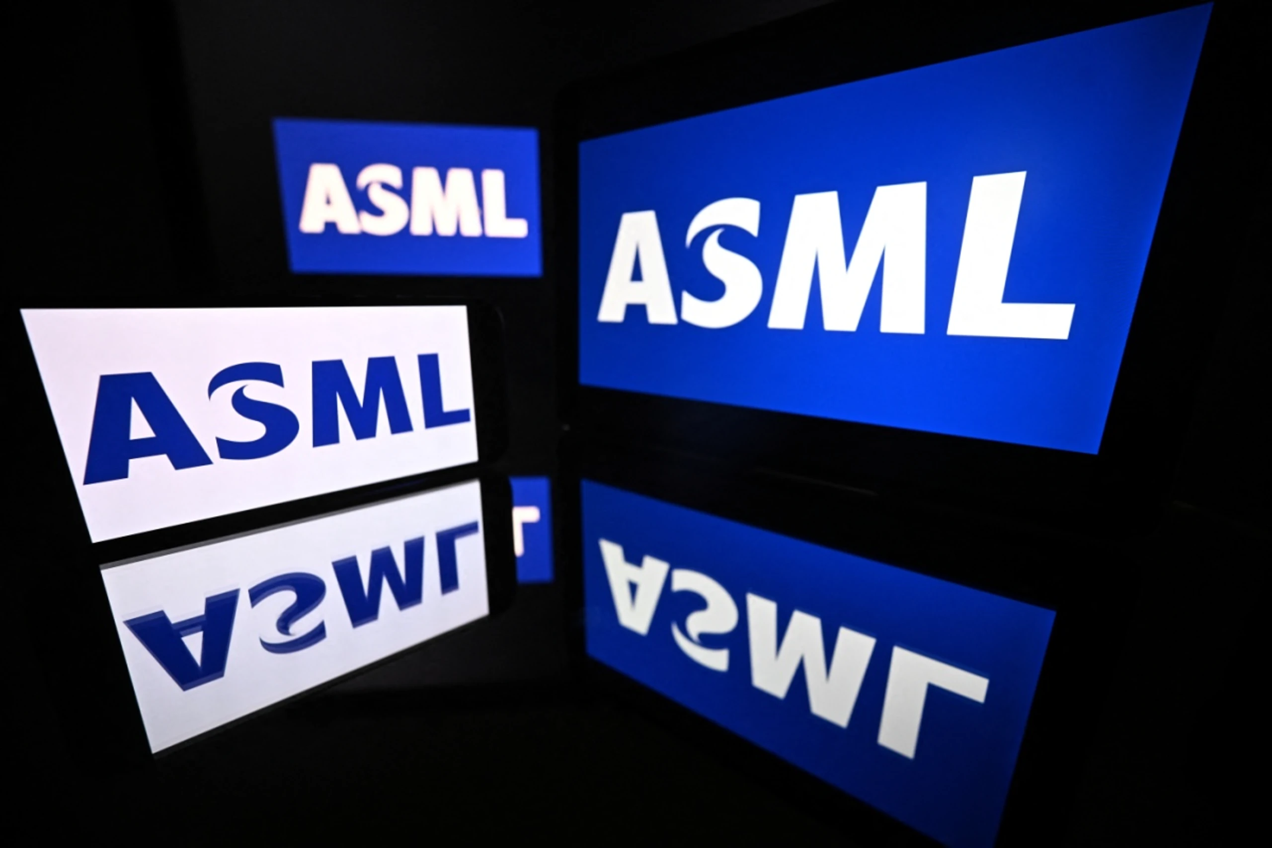 Halbleiterindustrie-Ausrüster ASML mit einem Kursplus von 2,7 Prozent