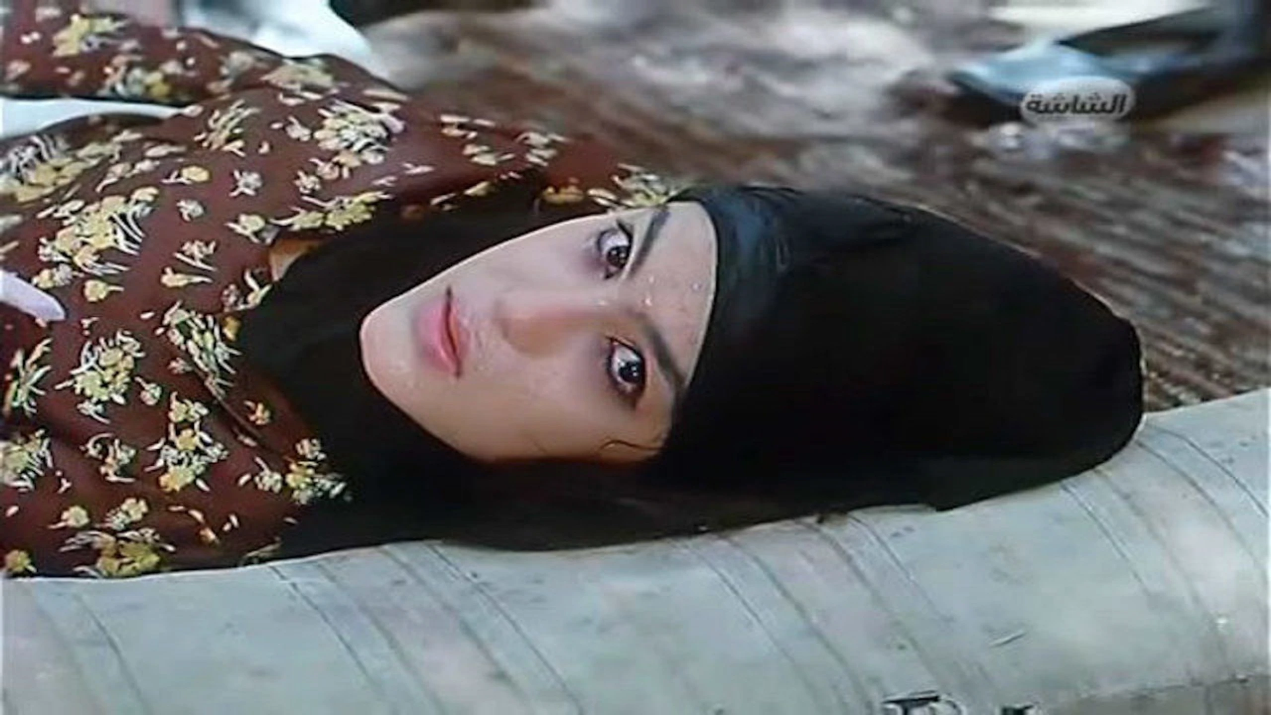 الطوق والأسورة