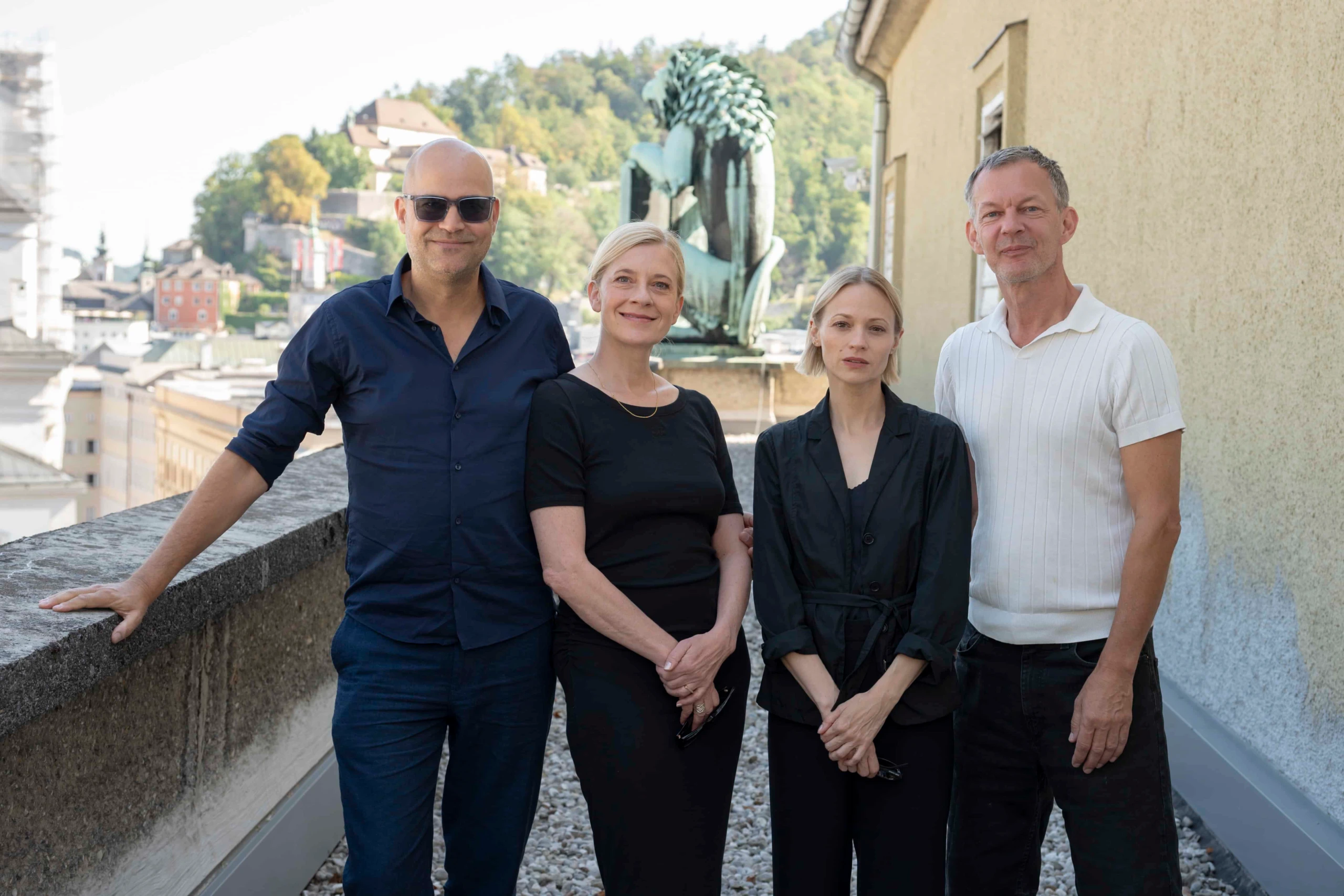 Jelineks „Unter Tieren“ bei den Salzburger Festspielen – mit Peter Thiel?