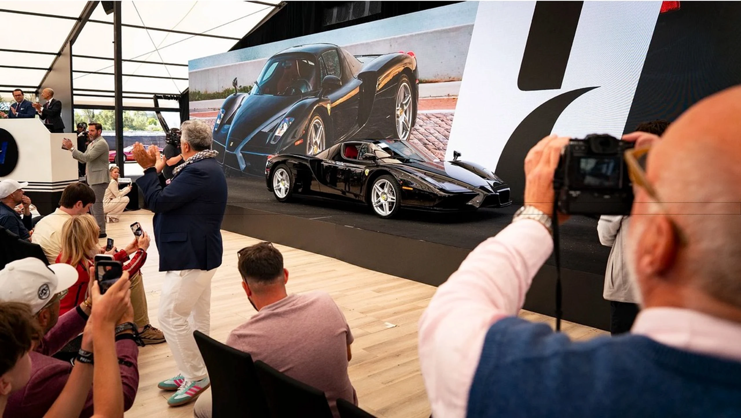 Auktion mit Ferrari und ein paar Rekorden