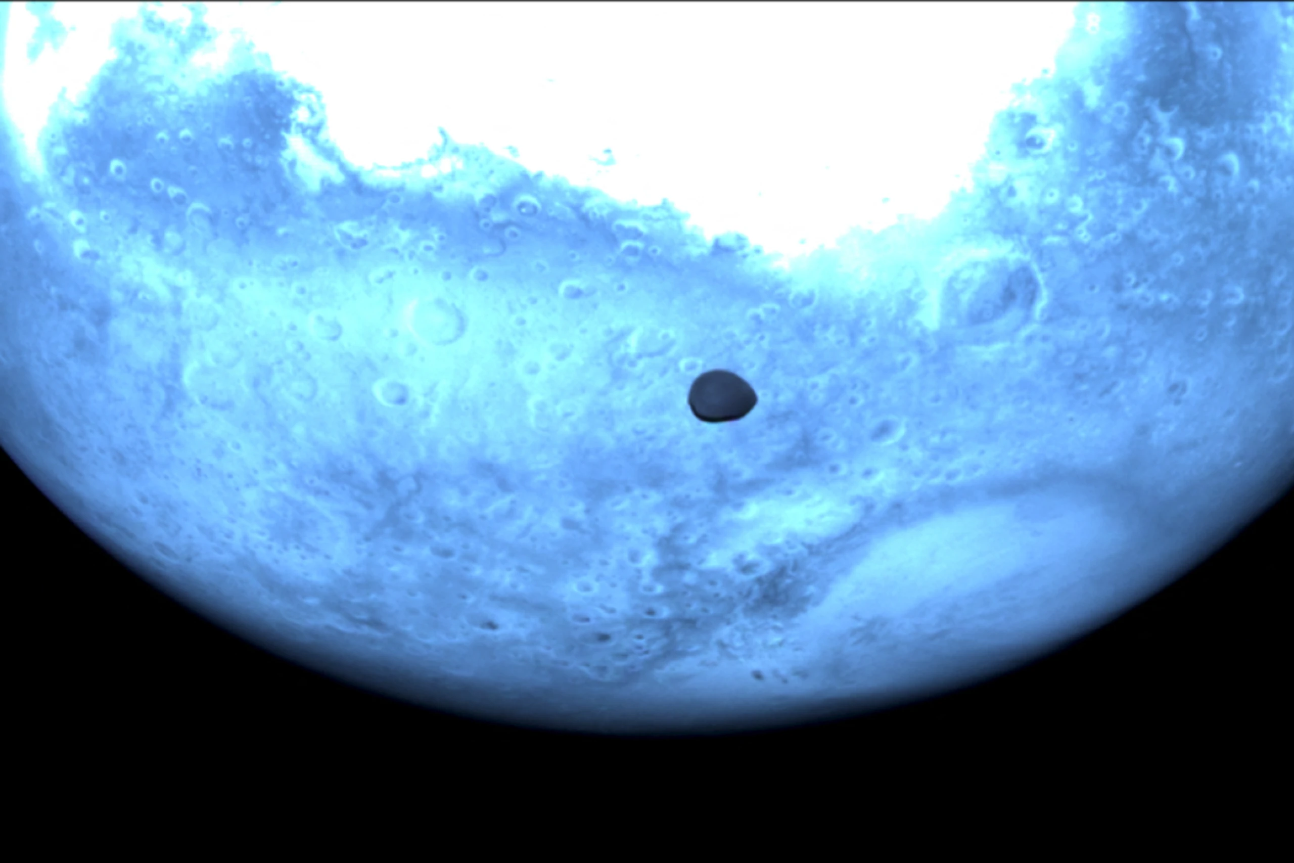 Einschlag eines Asteroiden formte den Marsmond Deimos