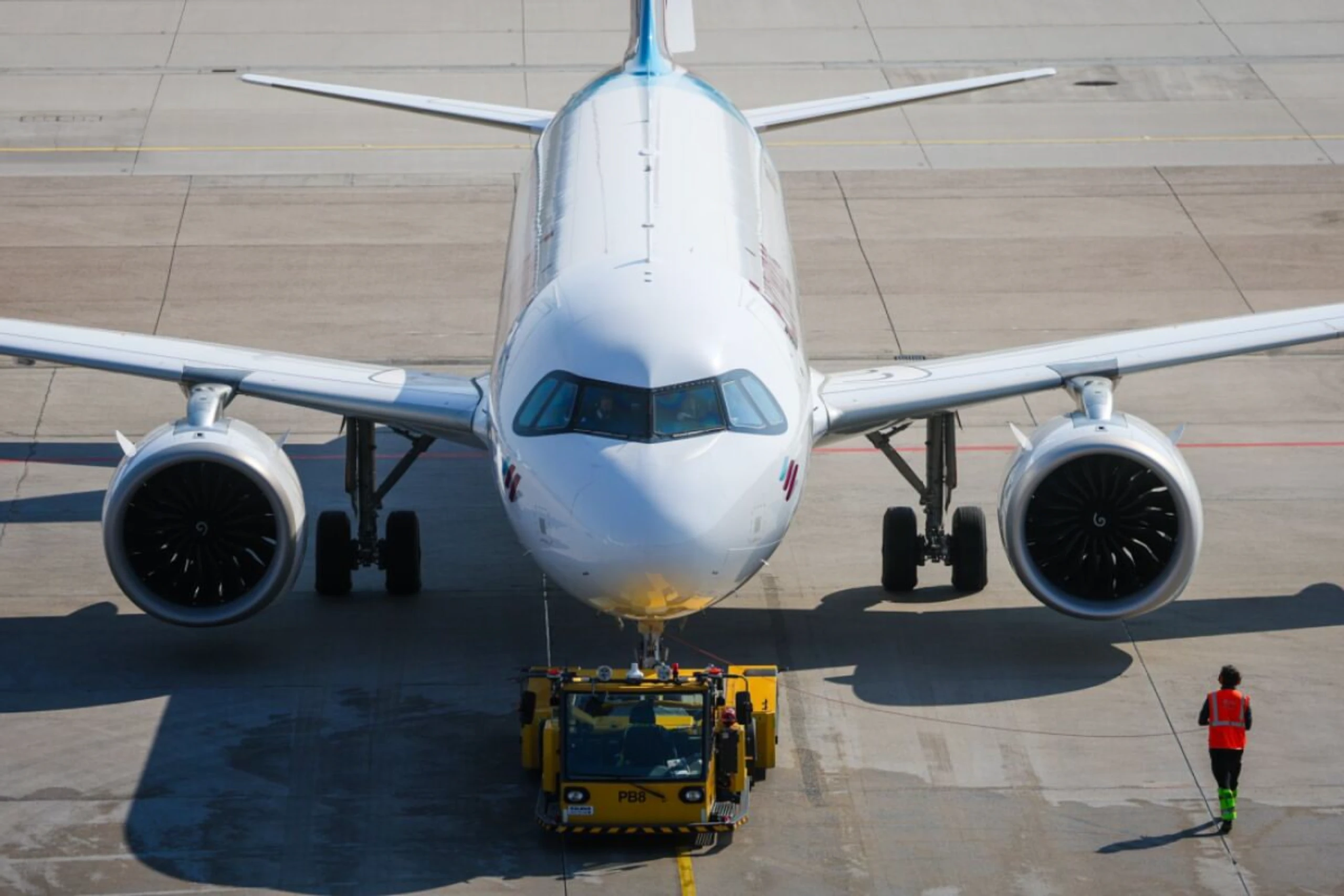 ++ ARCHIVBILD ++ Die Lufthansa-Tochter bietet wieder Direktflüge in das Emirat Dubai an