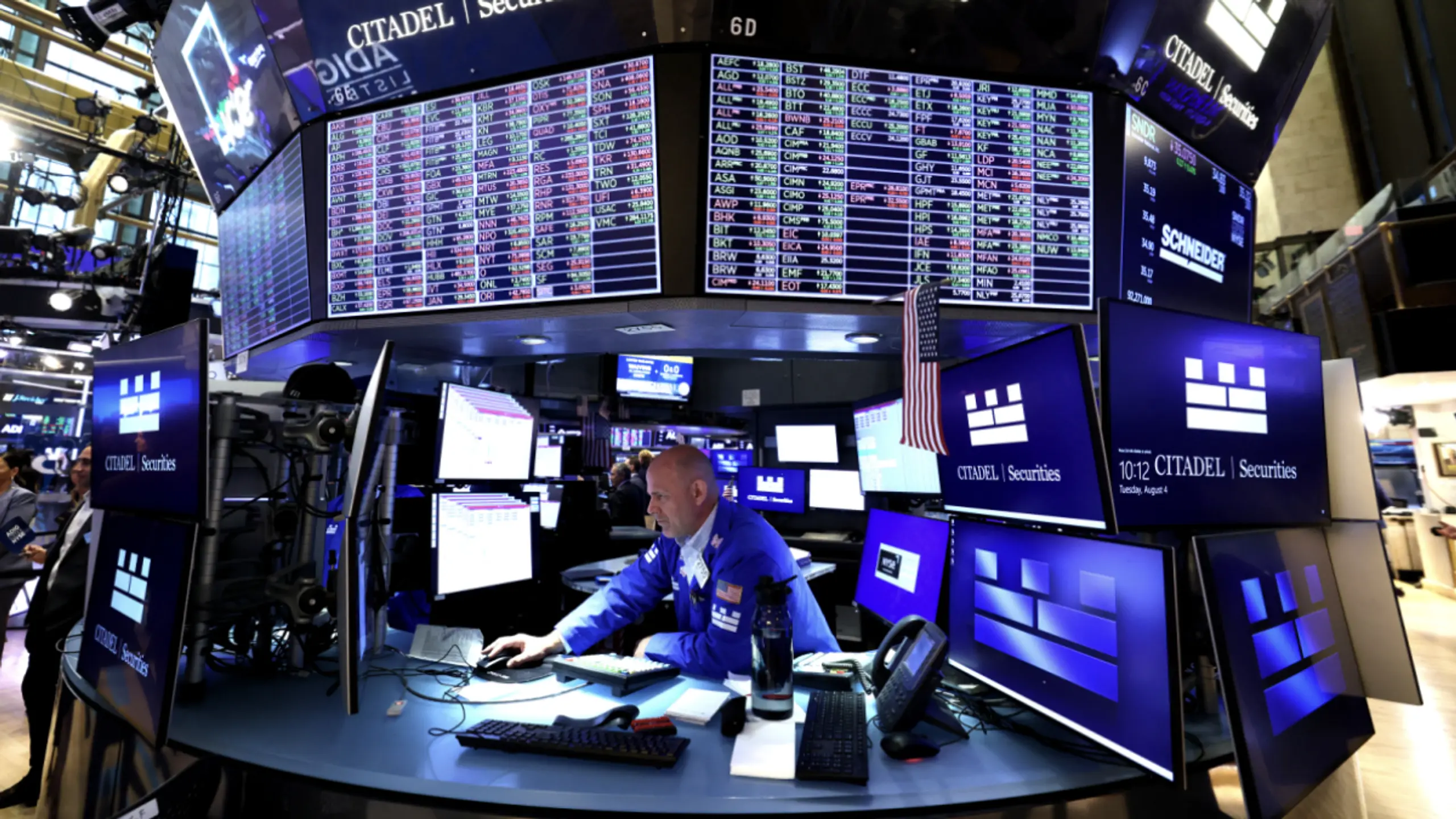 © AFP, TIMOTHY A. CLARY, Apa Walmart-Papiere geben um 9,2 Prozent nach