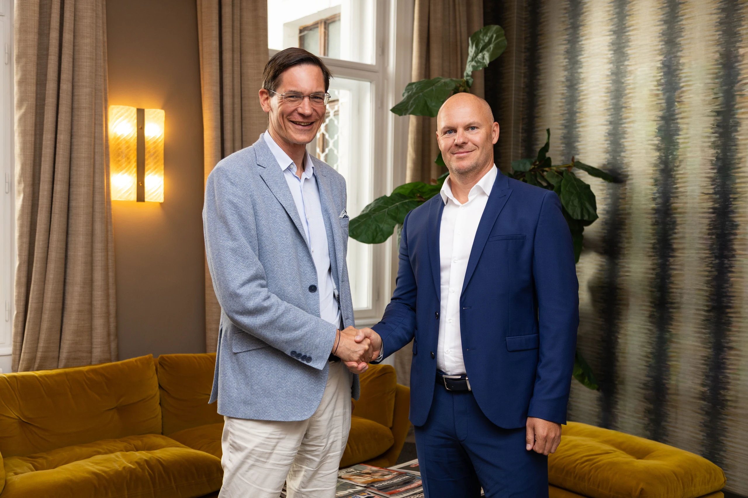 Georg Kopetz, CEO und Mitgründer von TTTECH Gernot Hofer, CEO der Invest AG