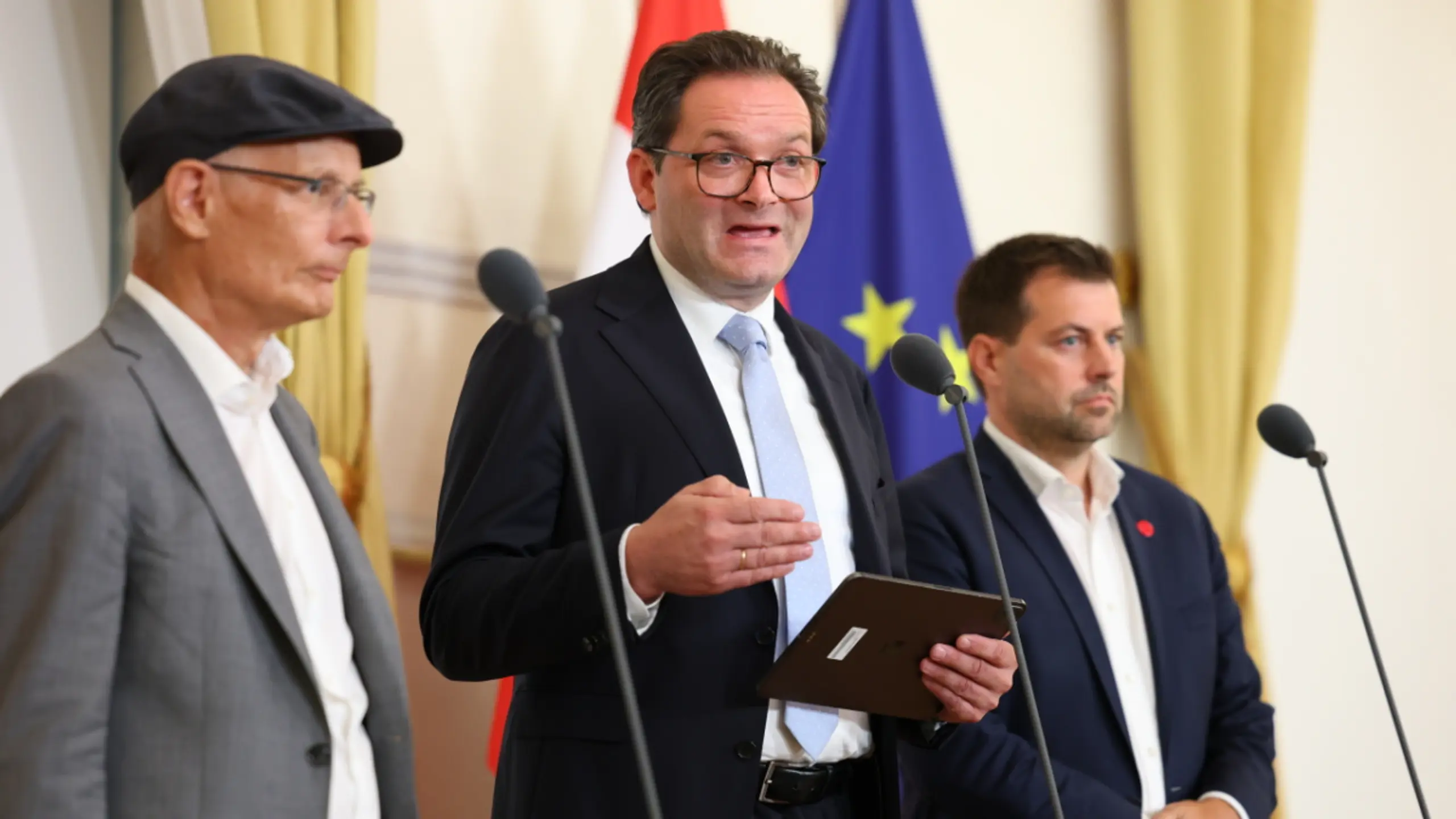 © TOBIAS STEINMAURER, Apa Gleichzeitig mit Dürrehilfen für Landwirtschaft präsentiert