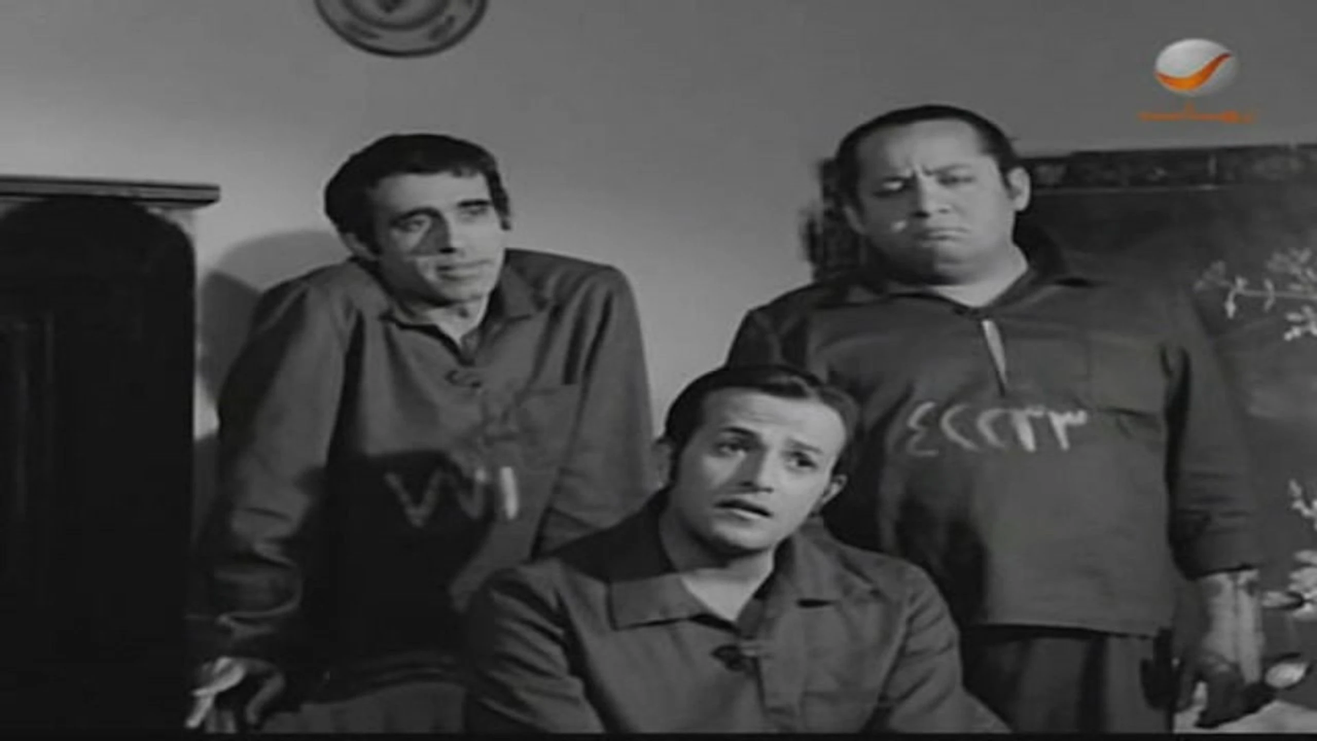 لسنا ملائكه