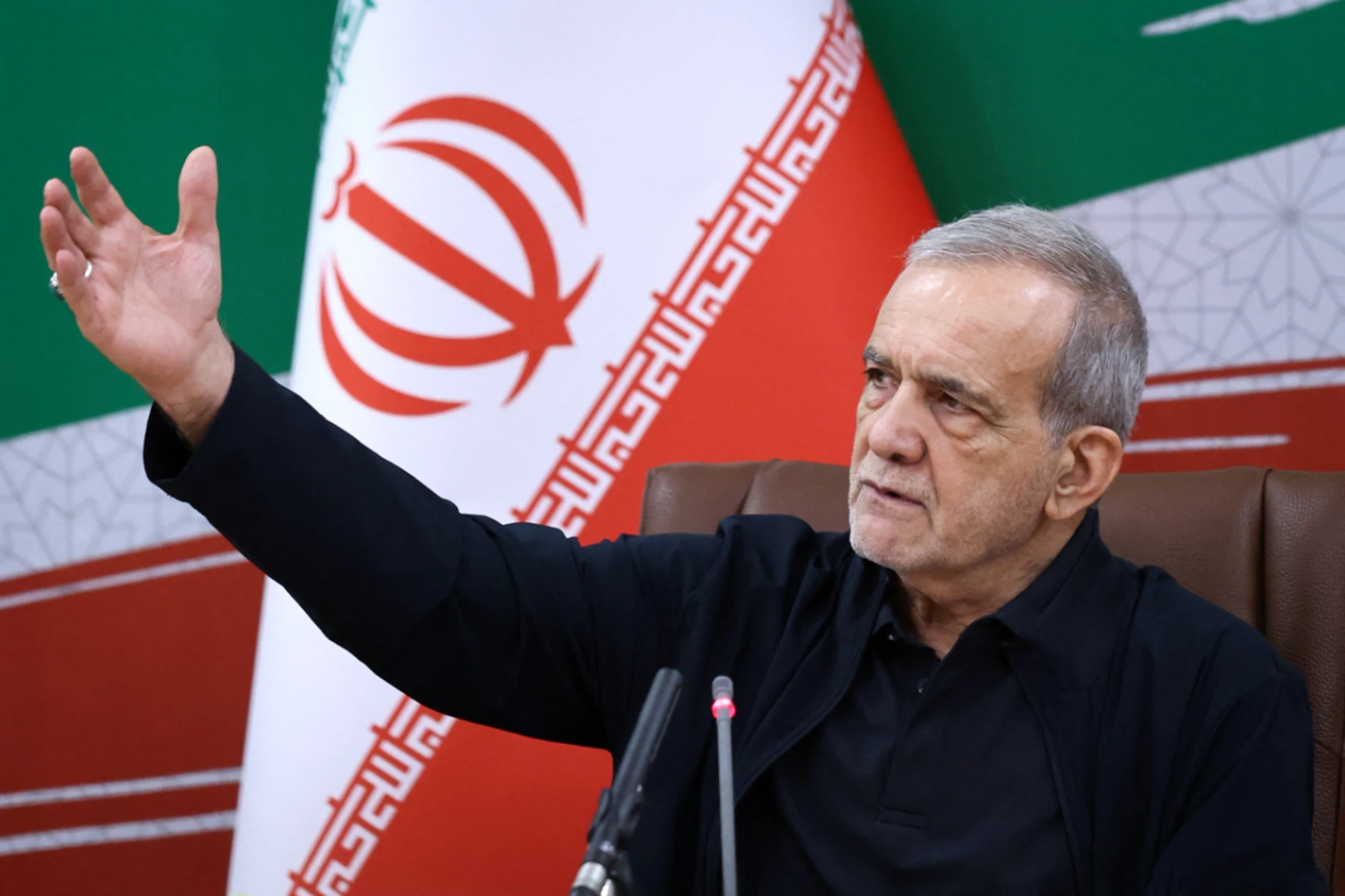 Irans Präsident: Land kämpft "mit vielen Schwierigkeiten"