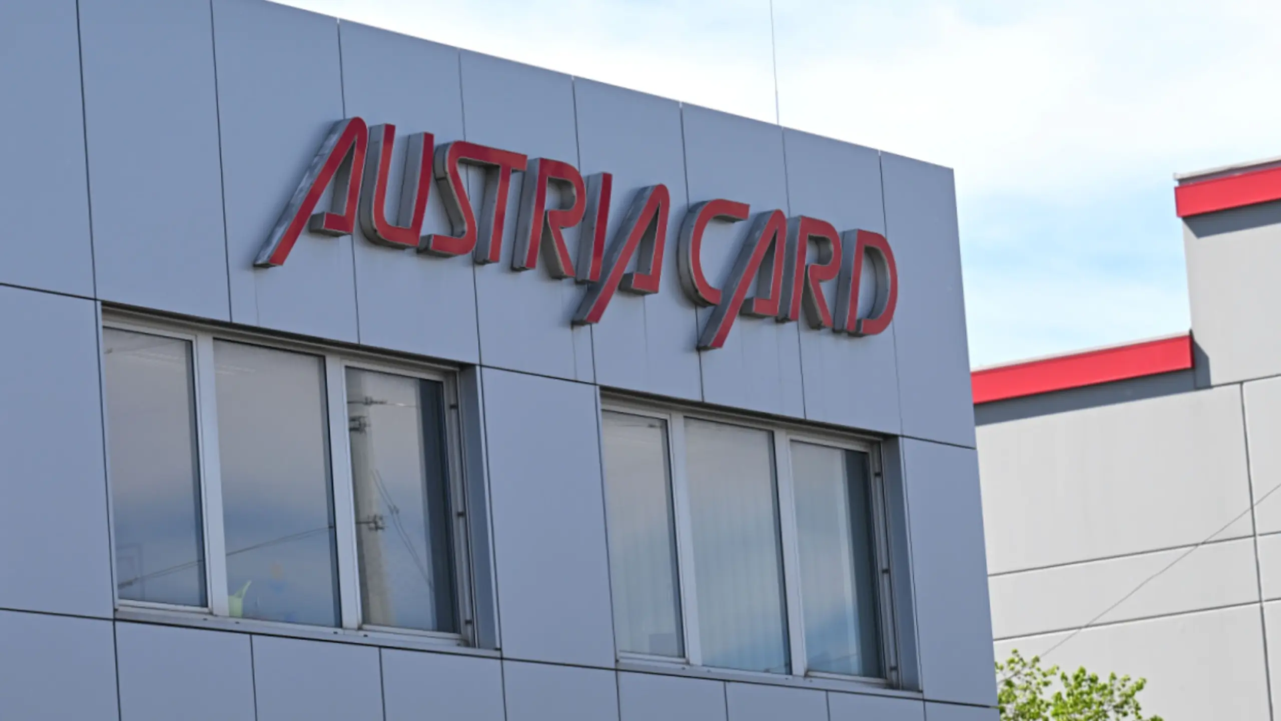 © Apa, HELMUT FOHRINGER Logo des Kartenherstellers Austriacard