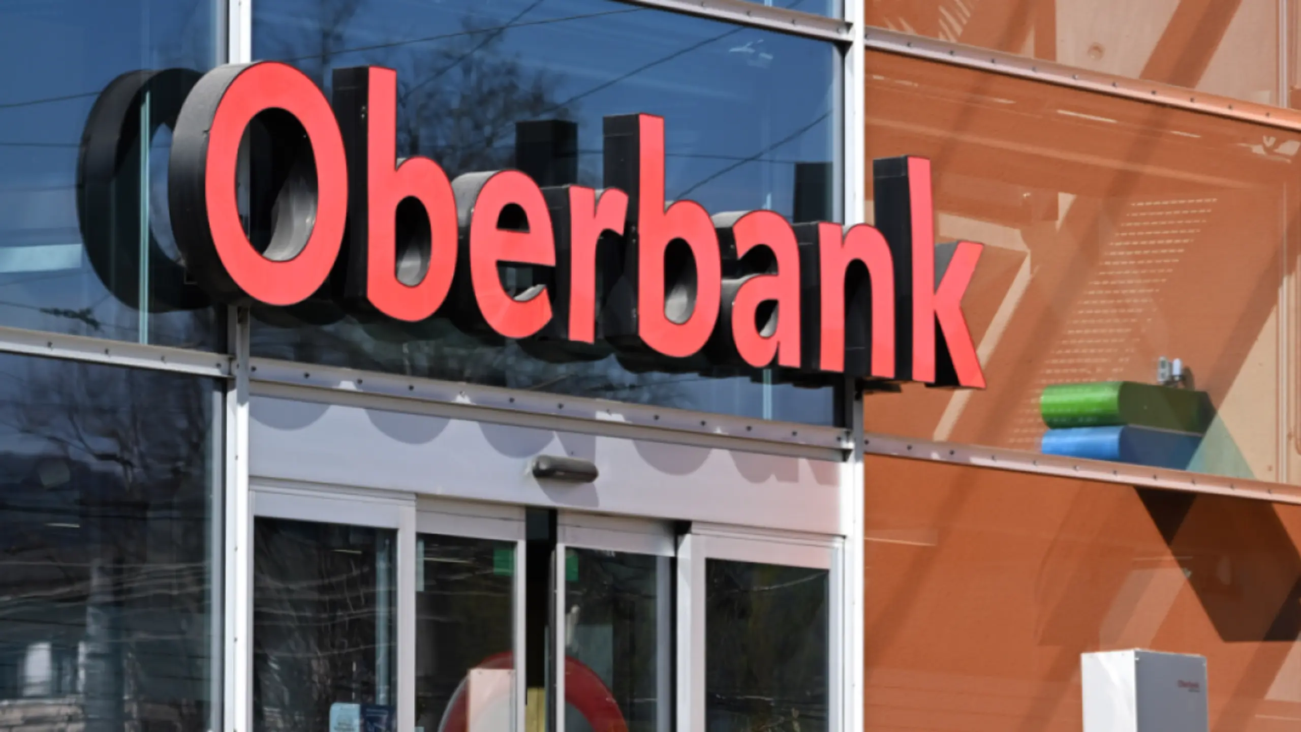© Barbara Gindl, Themenbild, Apa Oberbank fährt "auf Sicht"