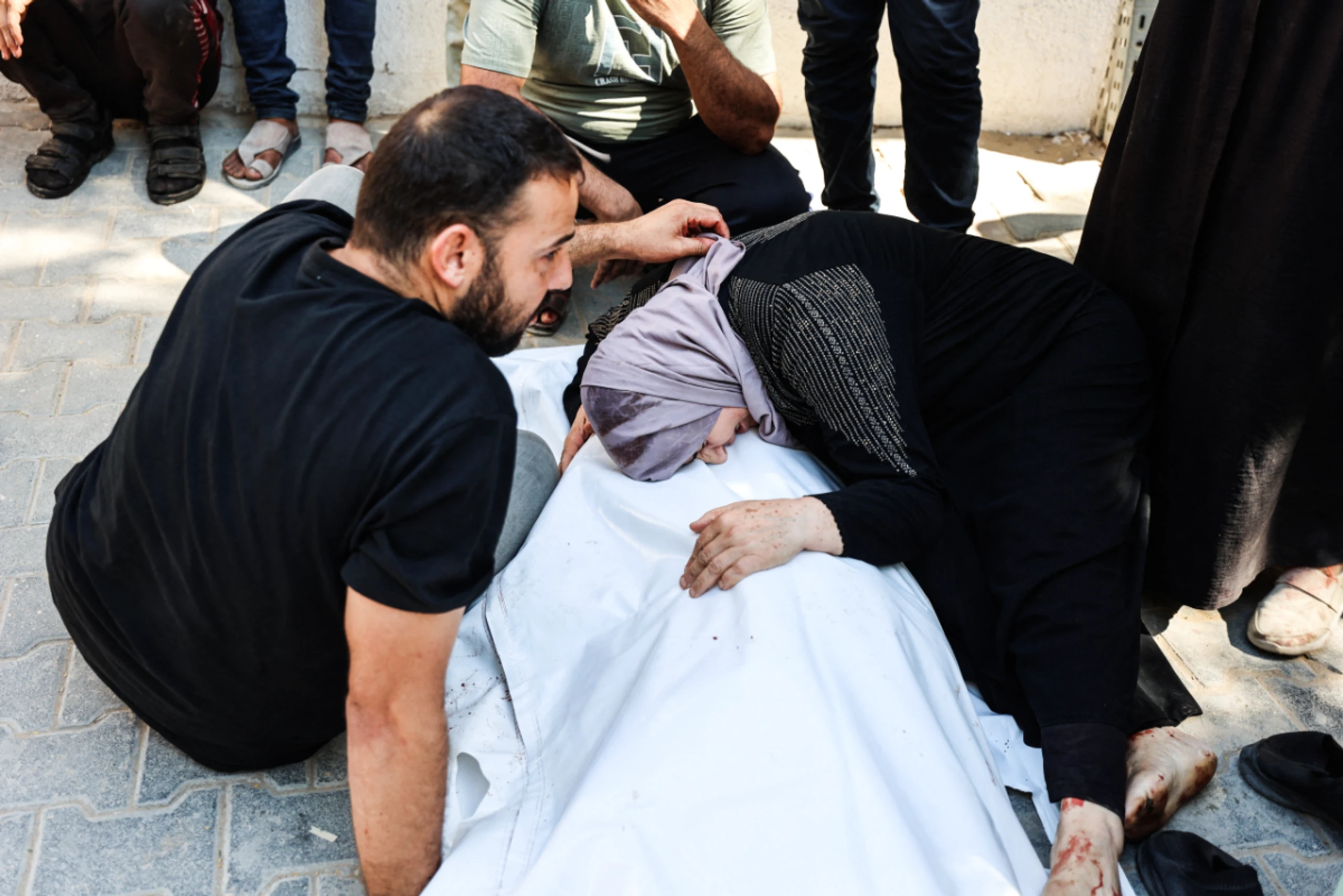 Trauer um Opfer von israelischen Luftangriffen in Gaza