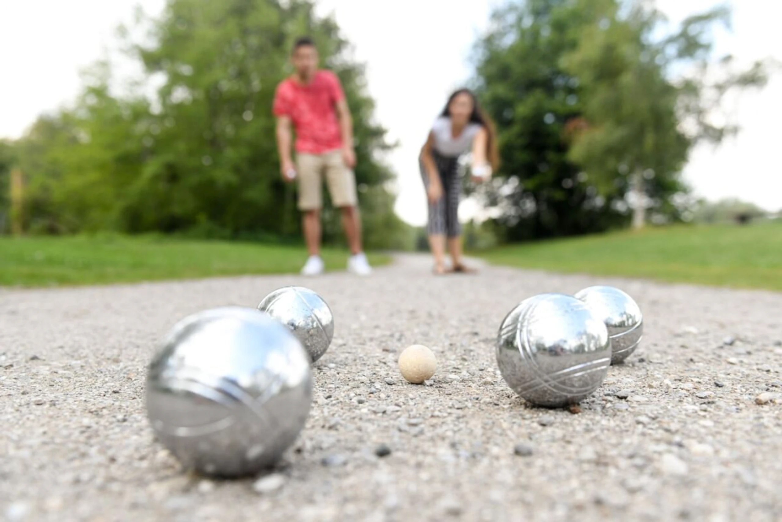 Boccia eignet sich im Alter und für Menschen mit Gelenkbeschwerden