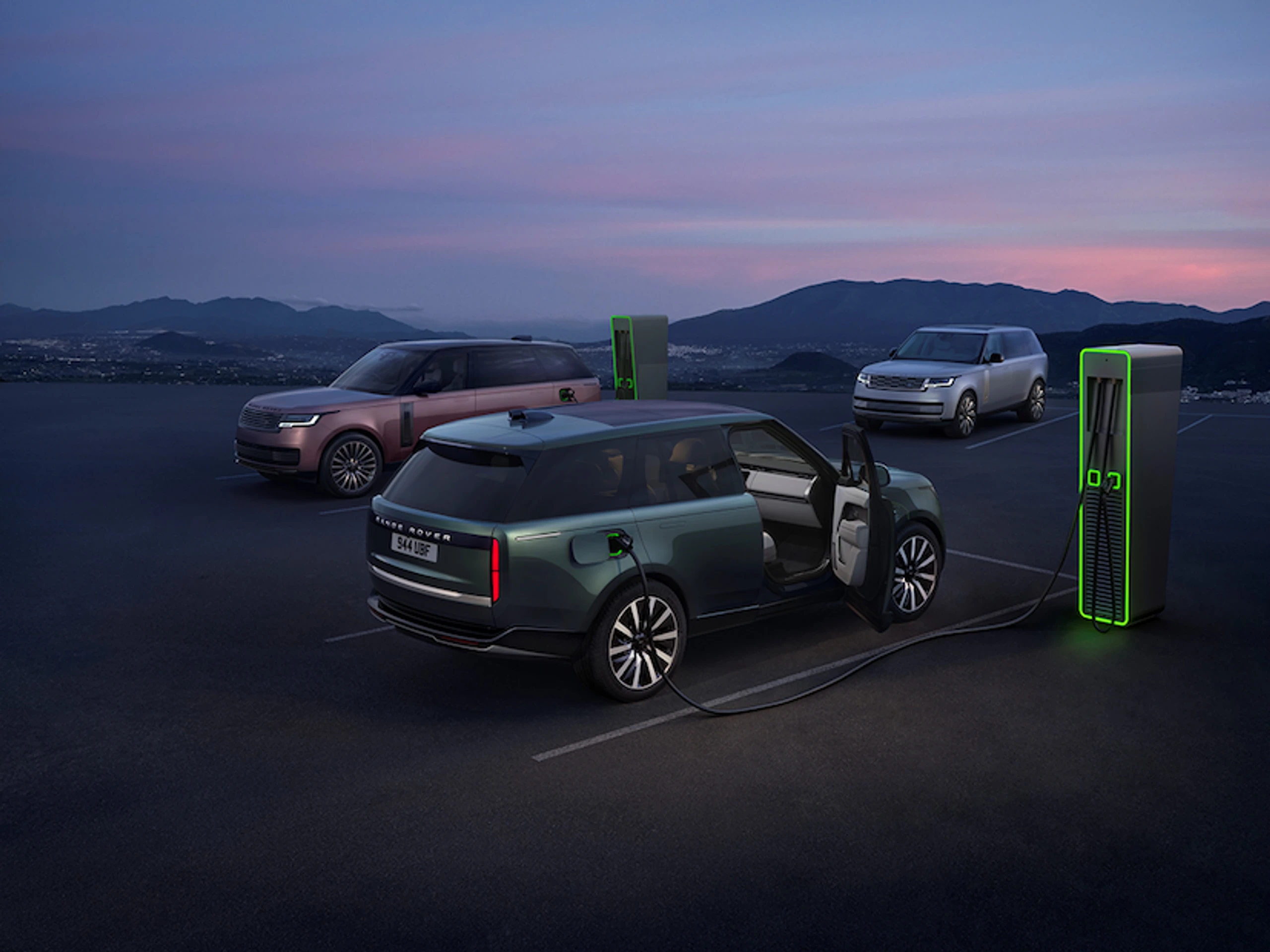 Range Rover Electric: 550 PS, 600 Kilometer Reichweite und 800-Volt-Technik