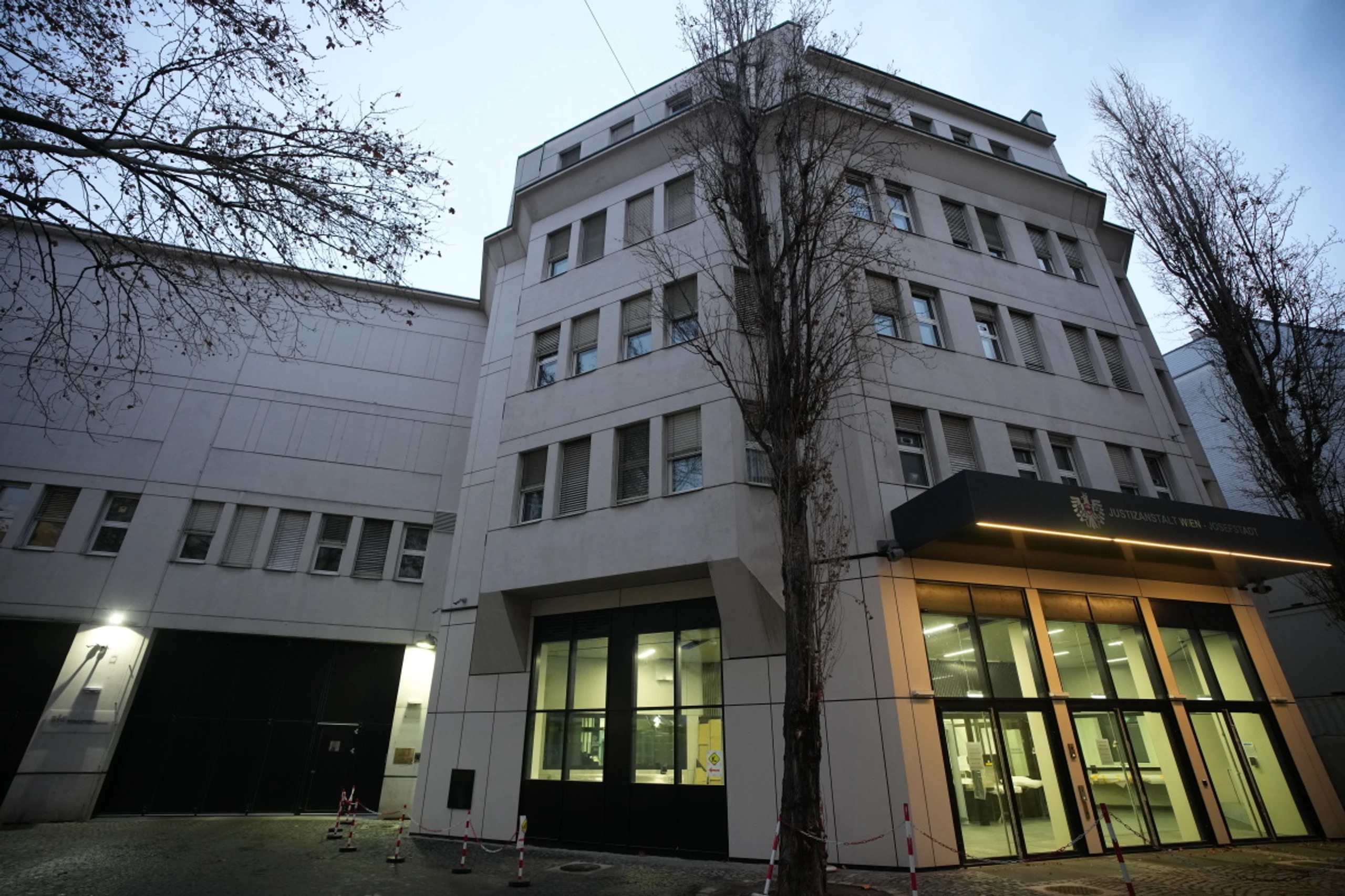 Die Justizanstalt Josefstadt klagt über den Überbelag