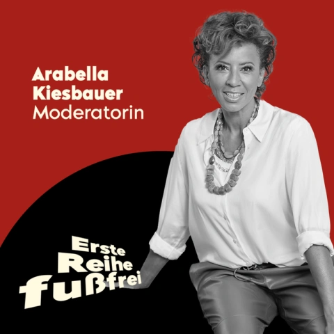 Still from the episode Die Lieblingsfilme von Arabella Kiesbauer: Wie weird darf es sein?
