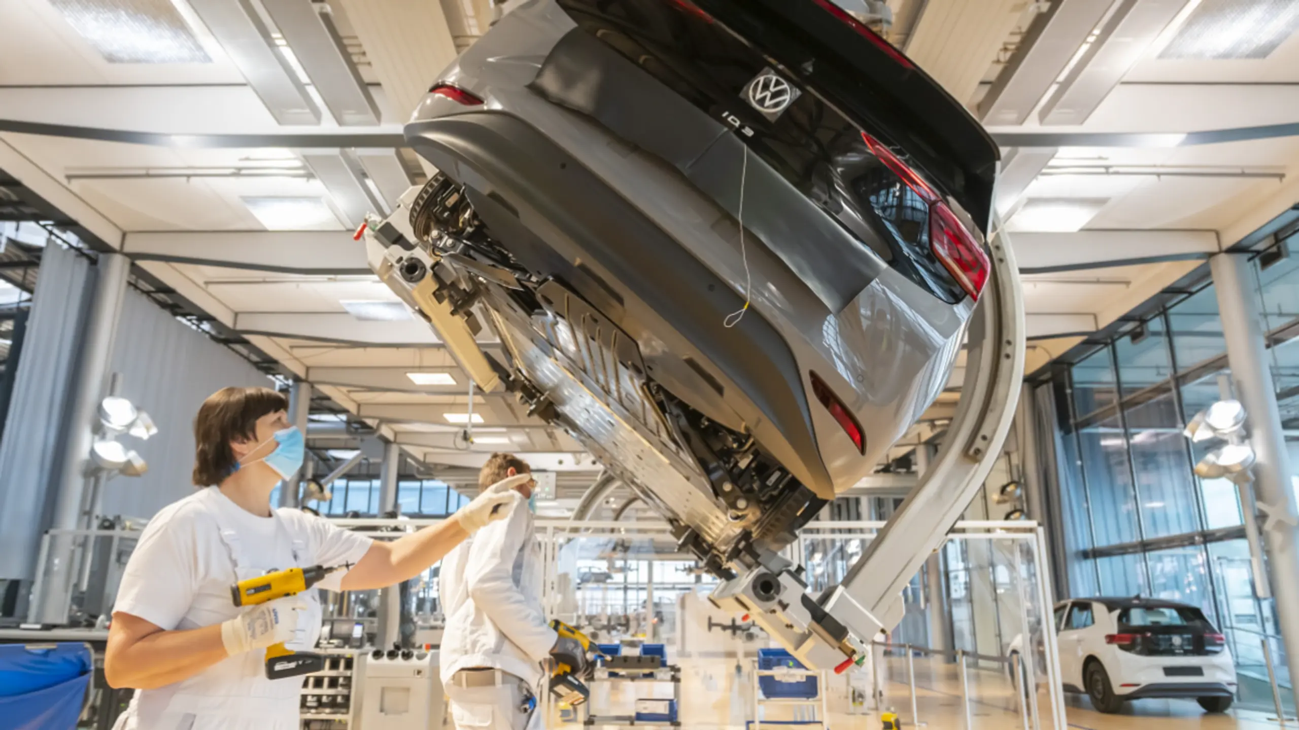 © dpa-Zentralbild, Matthias Rietschel, Apa Einbruch in Autoindustrie