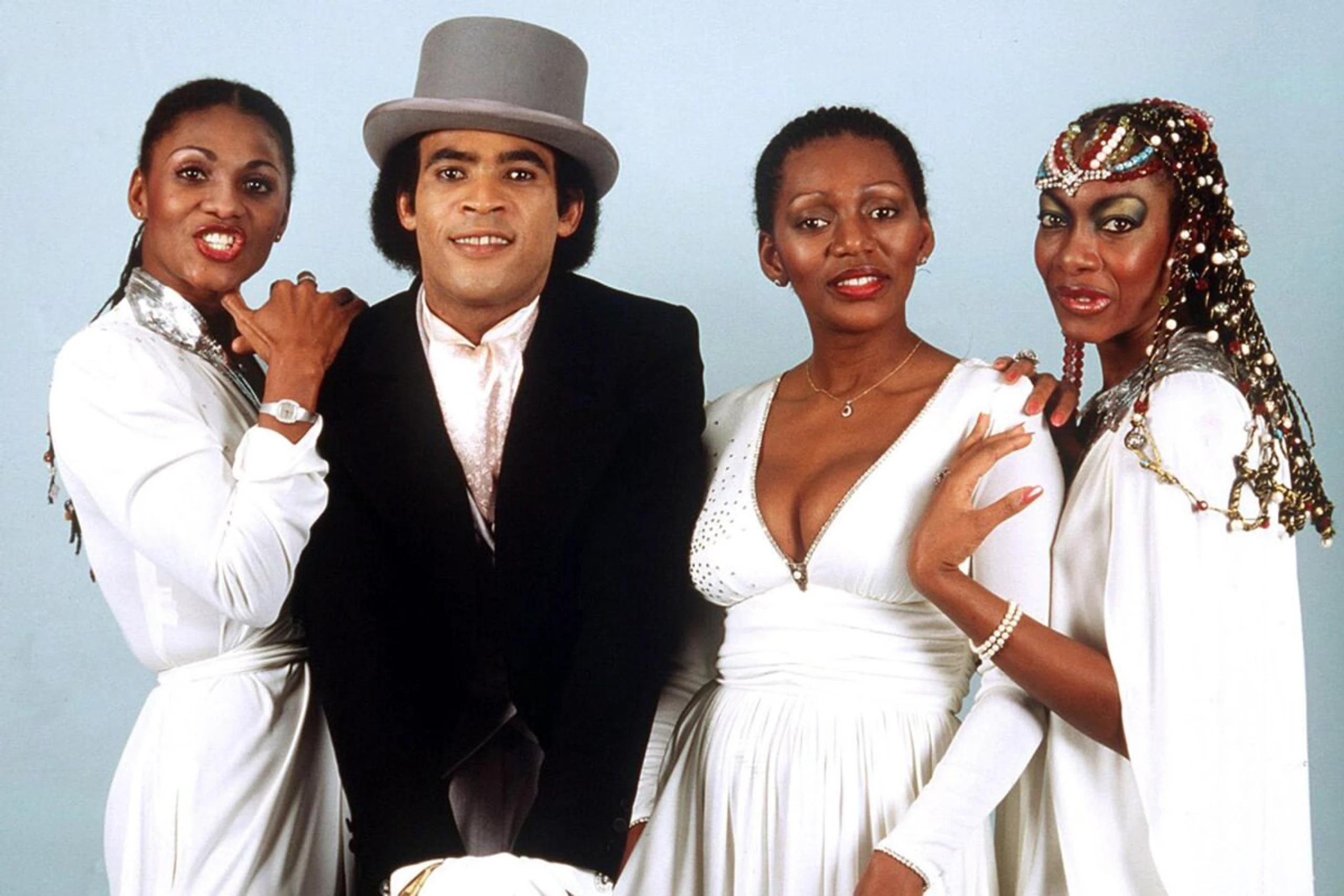 Boney M. mit Liz Mitchell (3. v. l.) und Maizie Williams (4. v. l.)