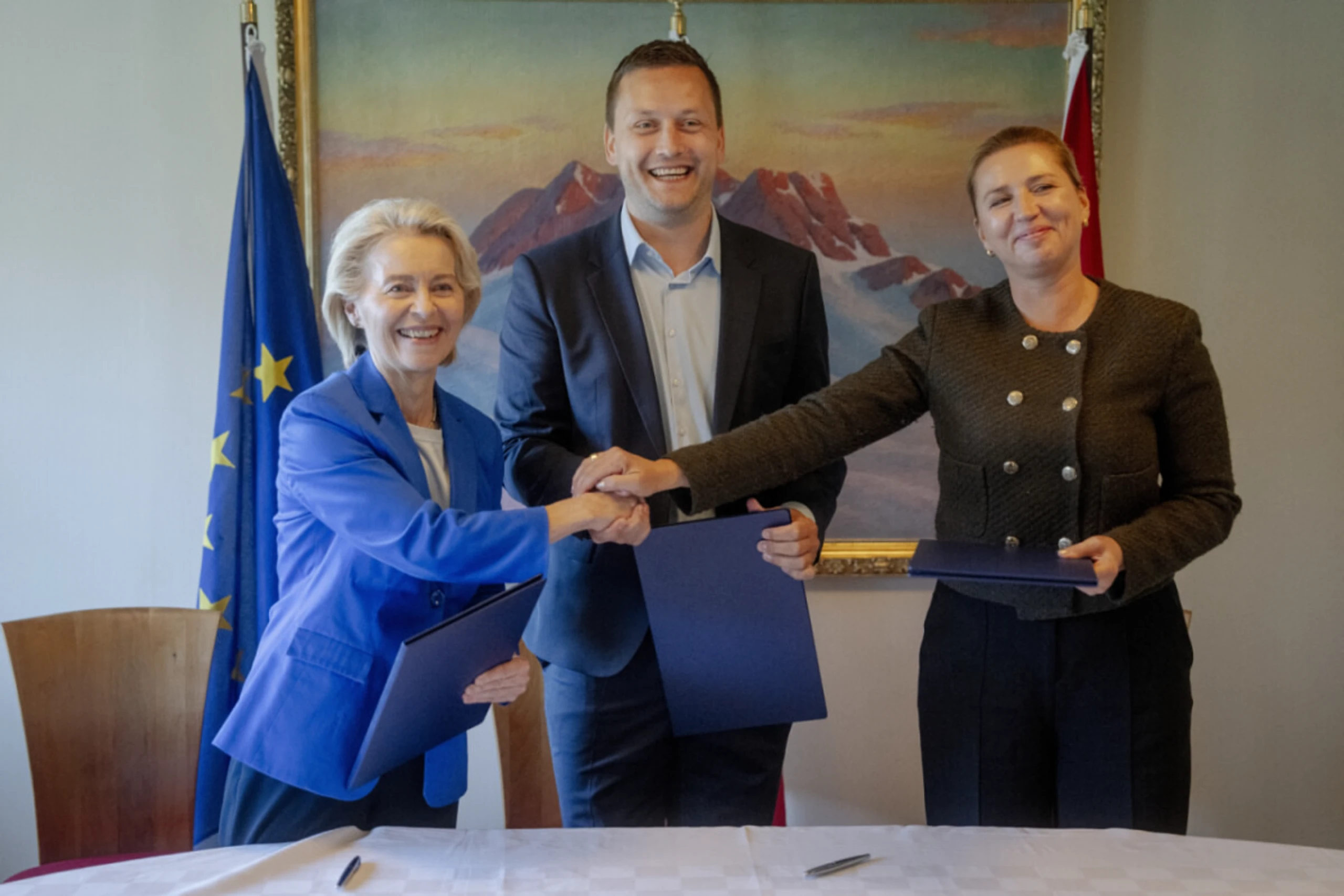 Von der Leyen unterzeichnete Erklärung zur Vertiefung der Beziehungen