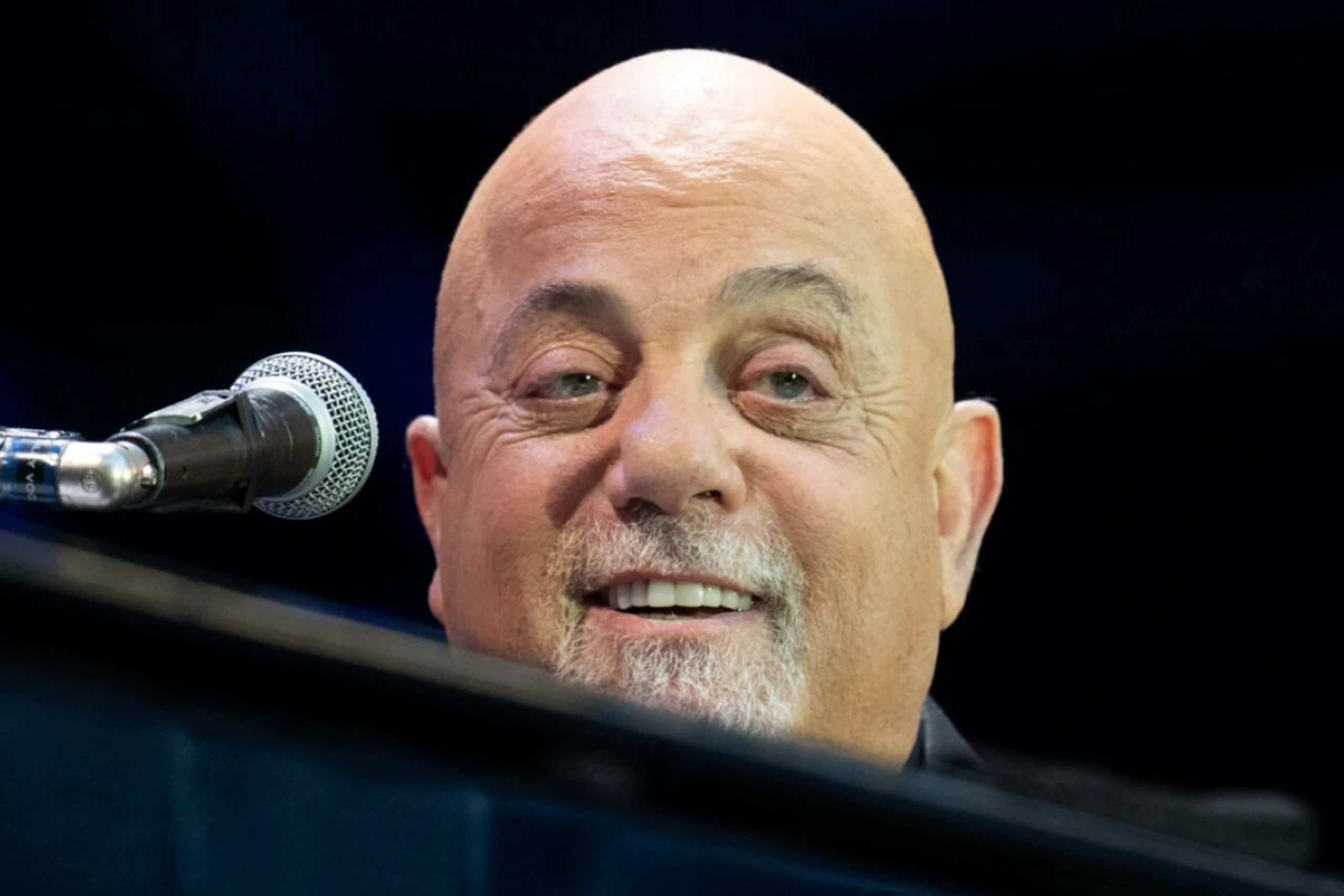 ++ ARCHIVBILD ++ Billy Joel gibt Entwarnung