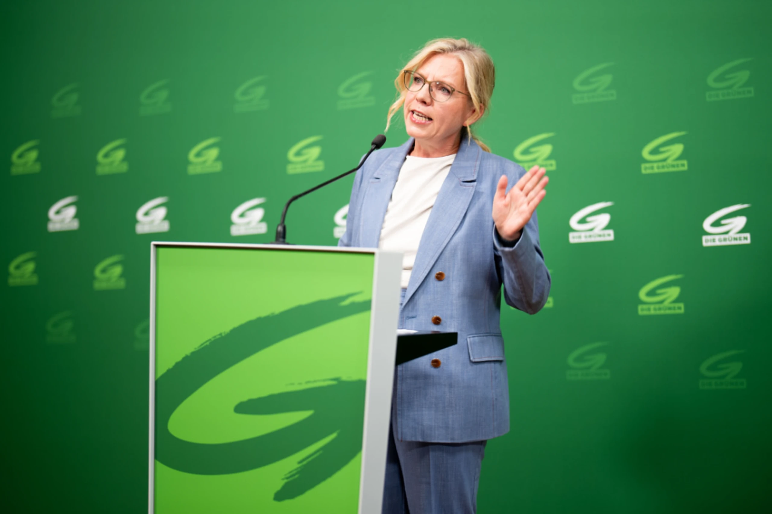 Gewessler bringt Klimaschutz ins Parlament