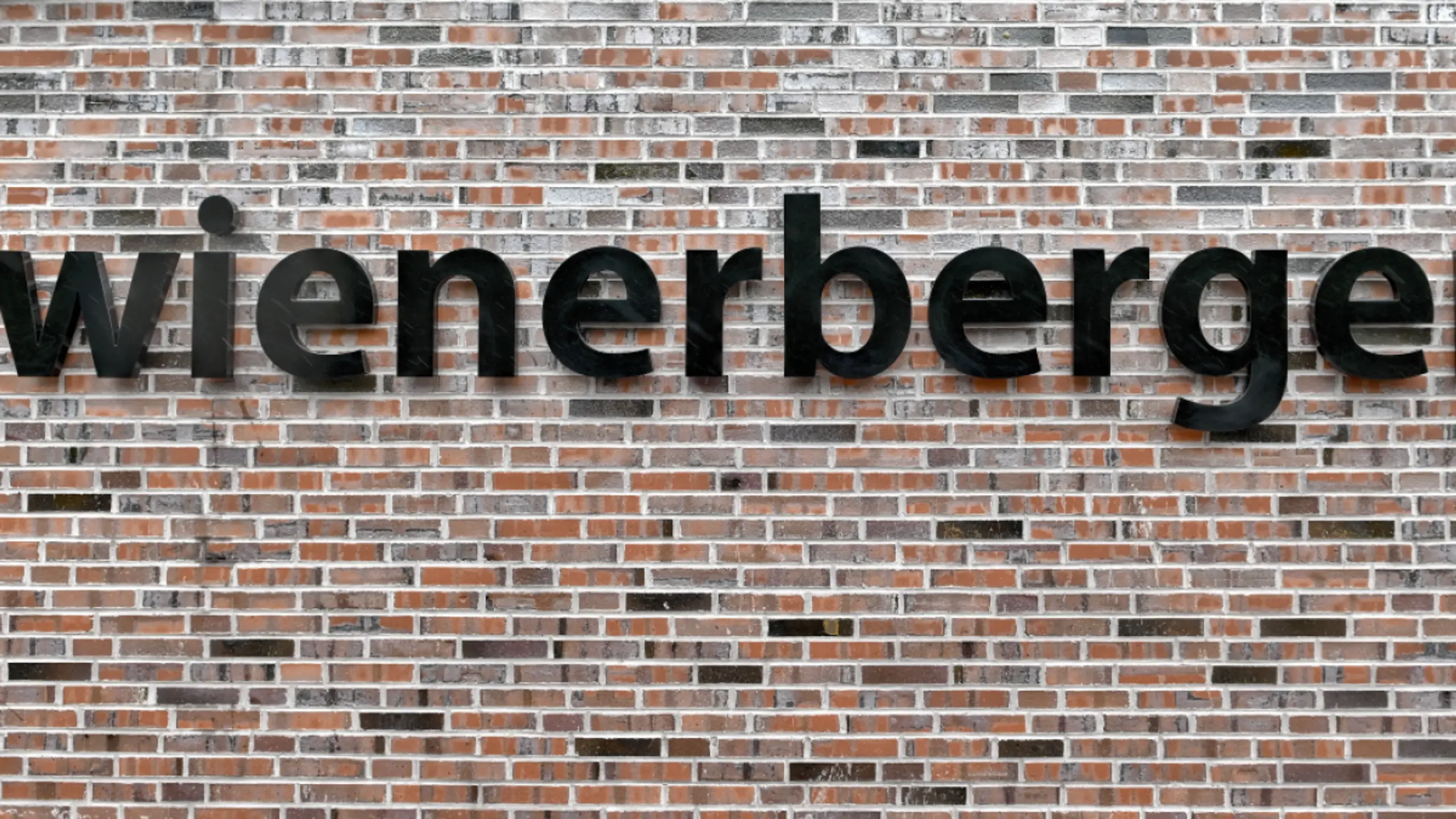 © HERBERT NEUBAUER, Apa Wienerberger richtete Solarpark in Norditalien ein