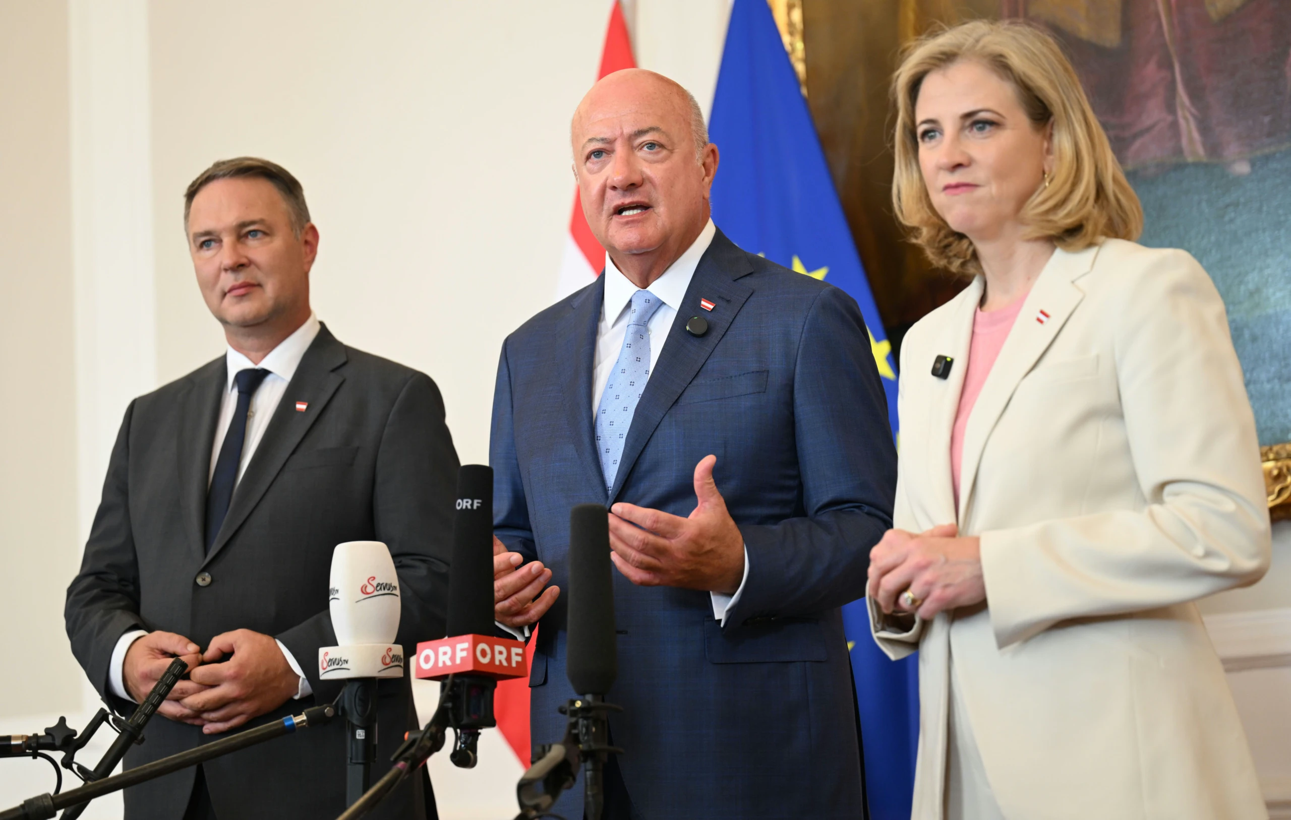 Politik Backstage: Dreier-Koalition im Sachsen-Anhalt-Schock