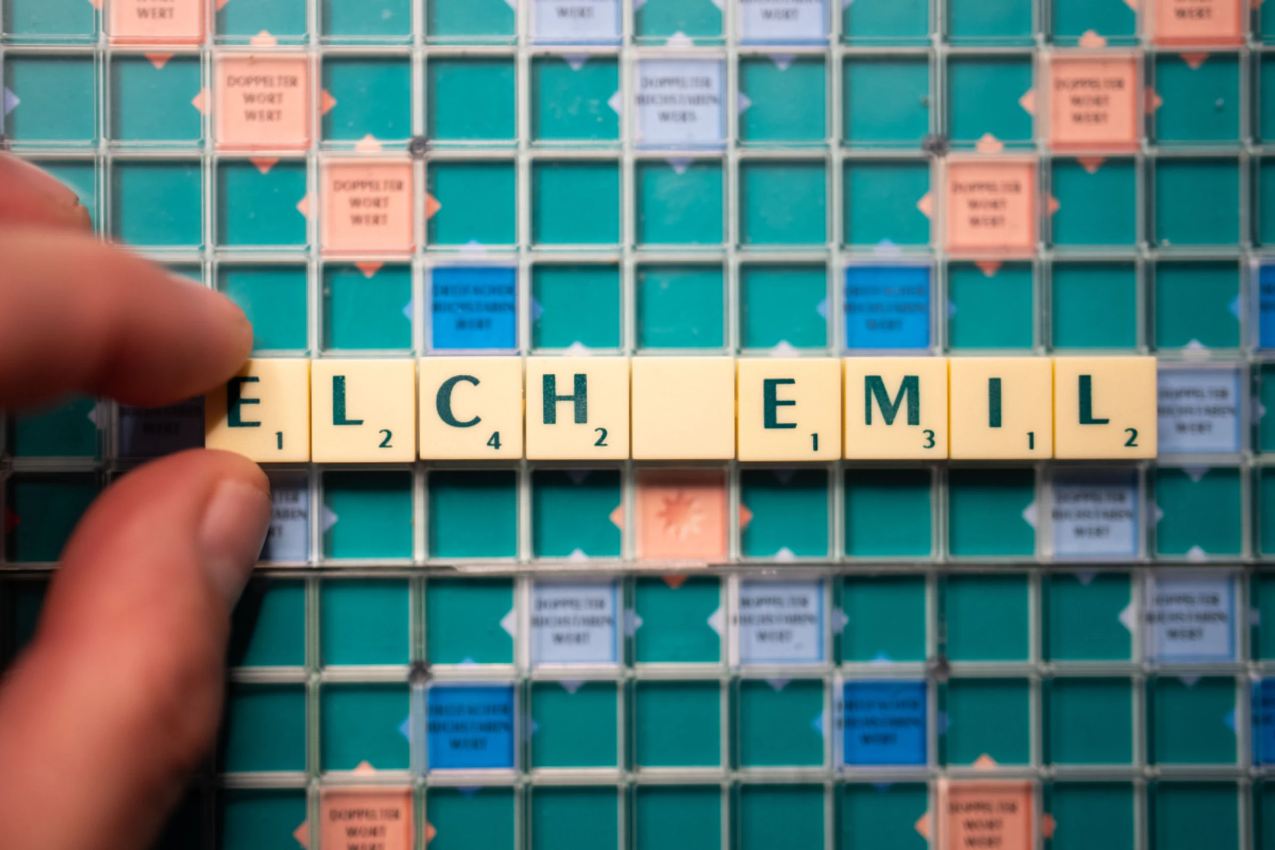 Wort des Jahres 2026 - Nachfolger für "Elch Emil" gesucht