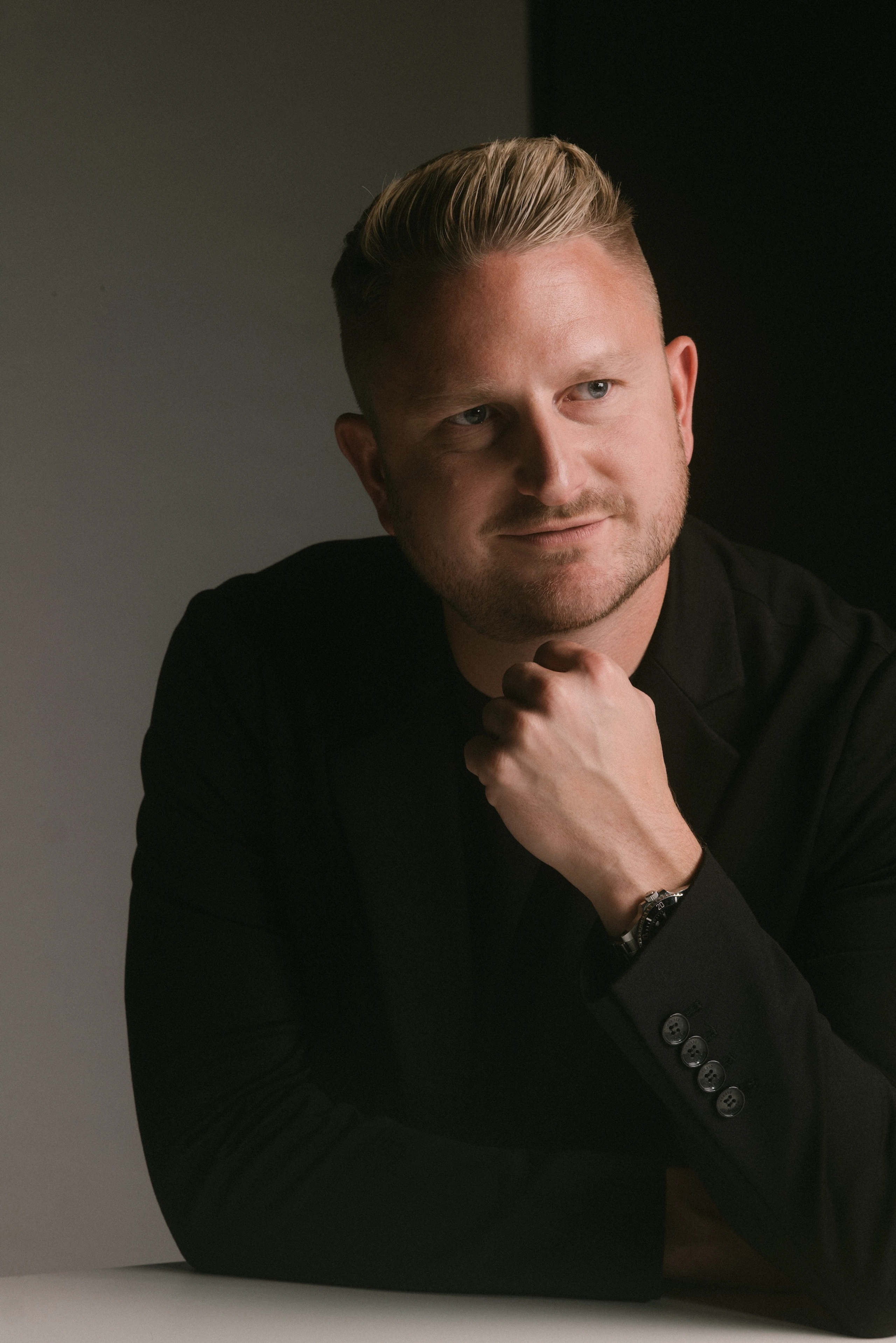 Herr Wutscher, wir haben da noch eine Frage