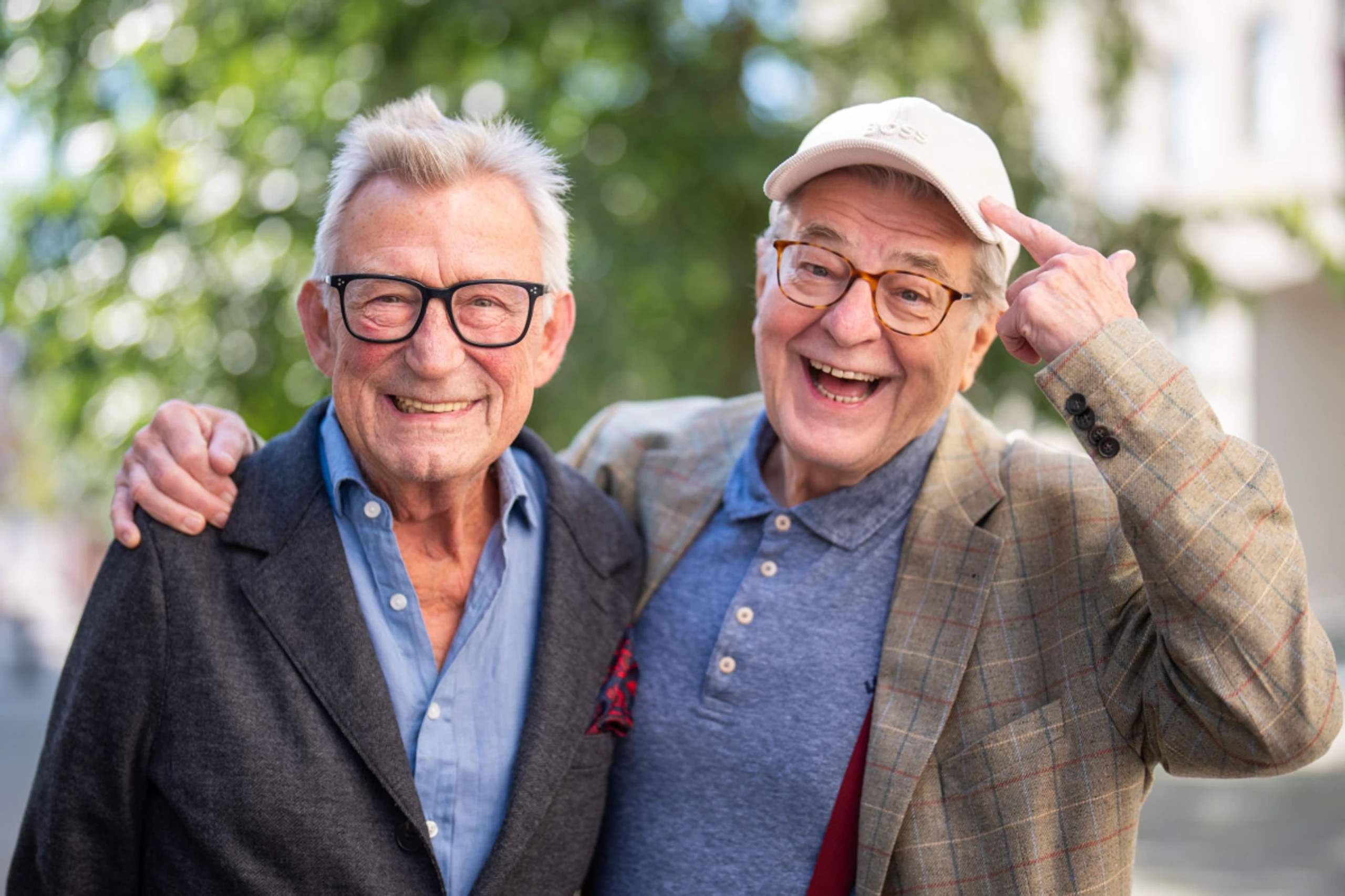Erwin Steinhauer (hier mit Kumpel Heinz Marecek) wird 75