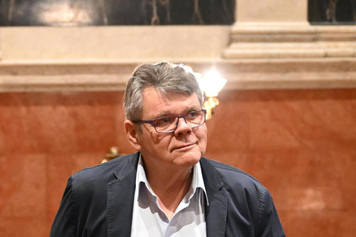 Katzian hält an Babler fest