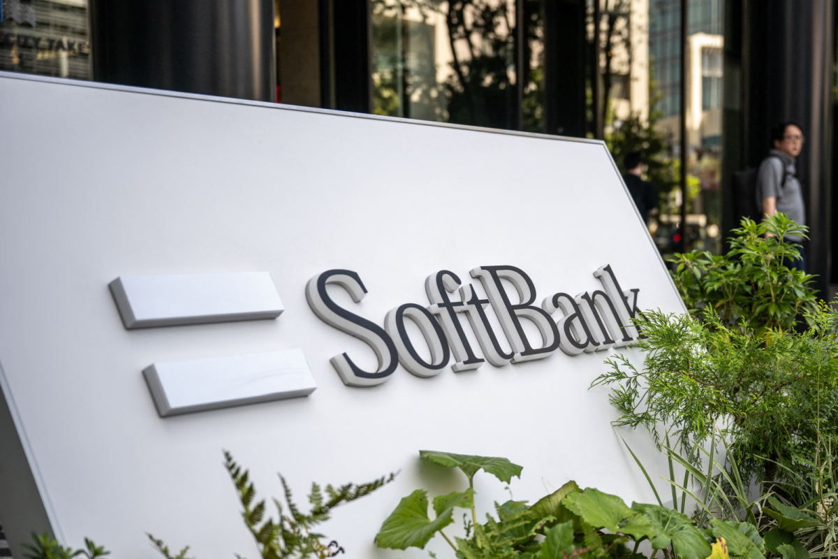 Japanischer Technologie-Investor nimmt für OpenAI weitere Schulden auf