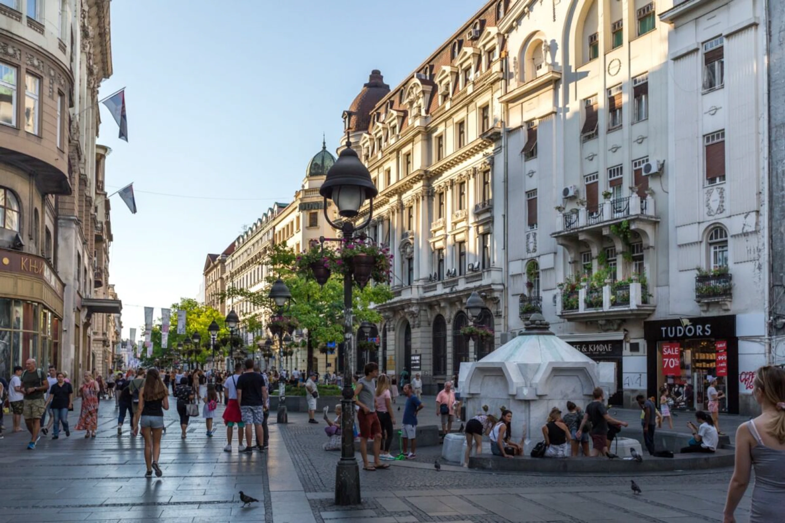 Die bekannte Knez Mihailova im Belgrader Zentrum ist eine Flaniermeile
