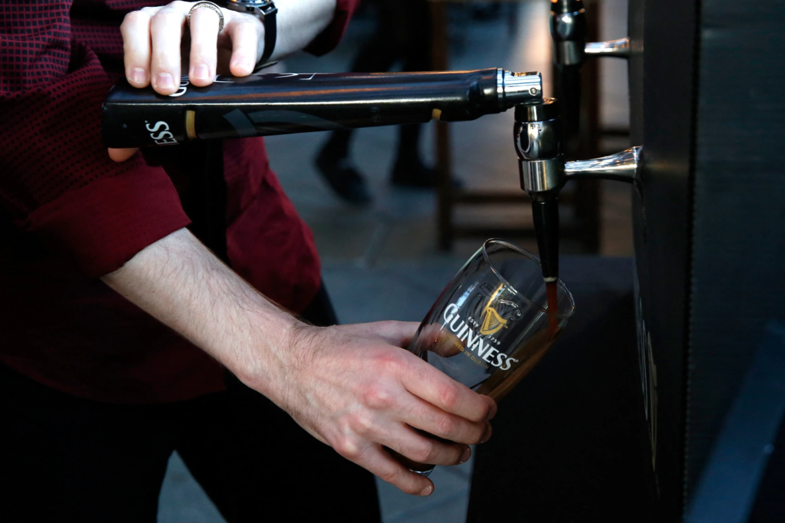 Guinness-Hersteller baut wieder im Management um